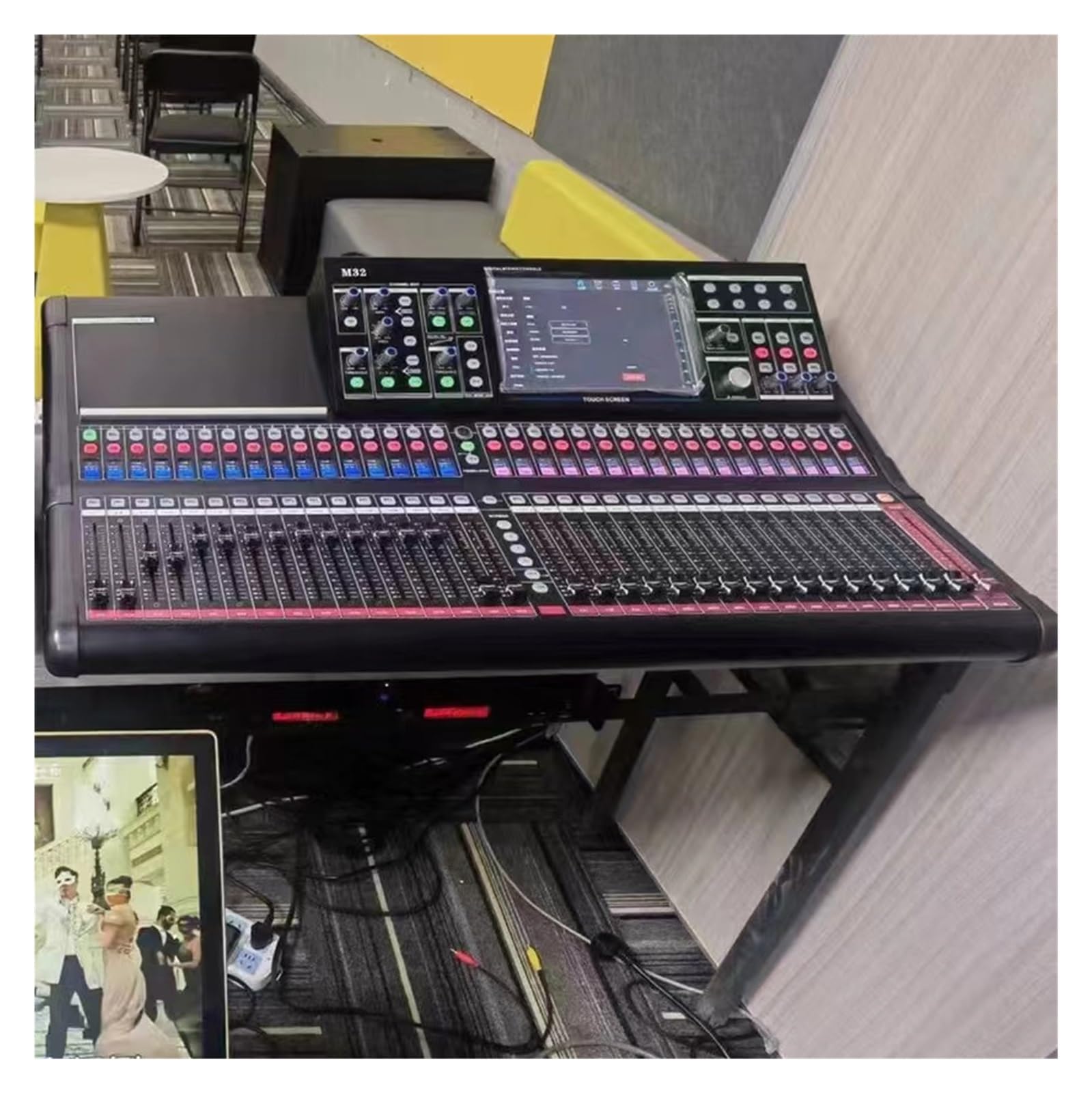 Mezclador Digital Profesional M32 de 32 Canales para DJ, Consola de Audio, Mesa de Mezclas, Equipo de grabación, procesador de Audio, Escenario.
