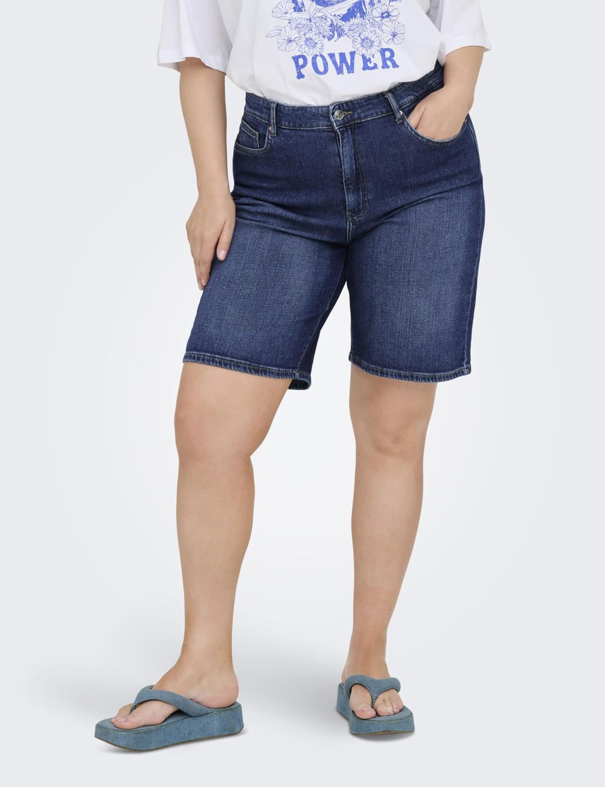 ONLY Carmakoma Carsonny HW Wide Dnm Nas843 Noos-Pantalones Cortos para Mujer