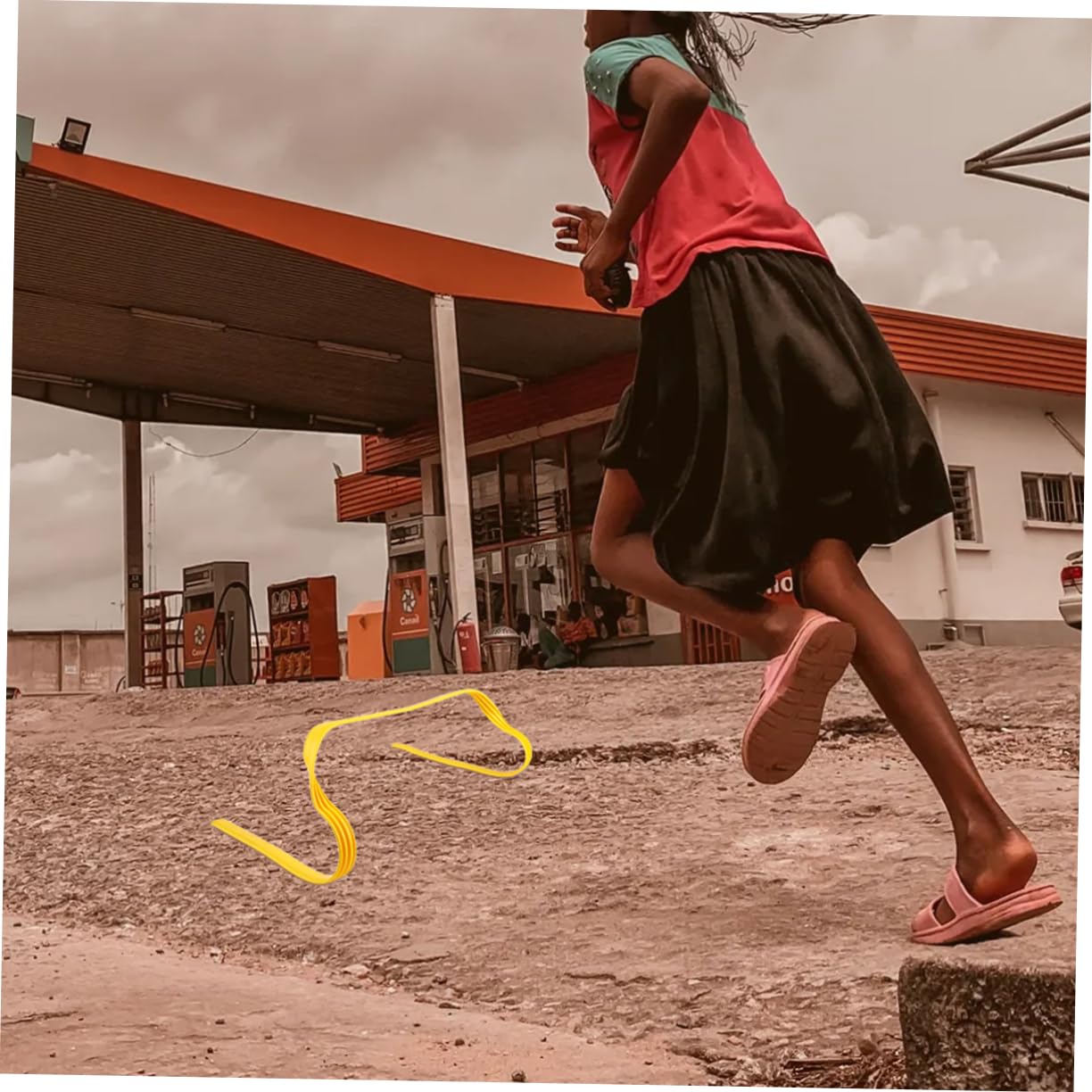 balacoo 4Pcs Agility Hurdles Training Equipment for Football Speed Training Barriers for Youth Soccer Drills and Footwork Skills Development