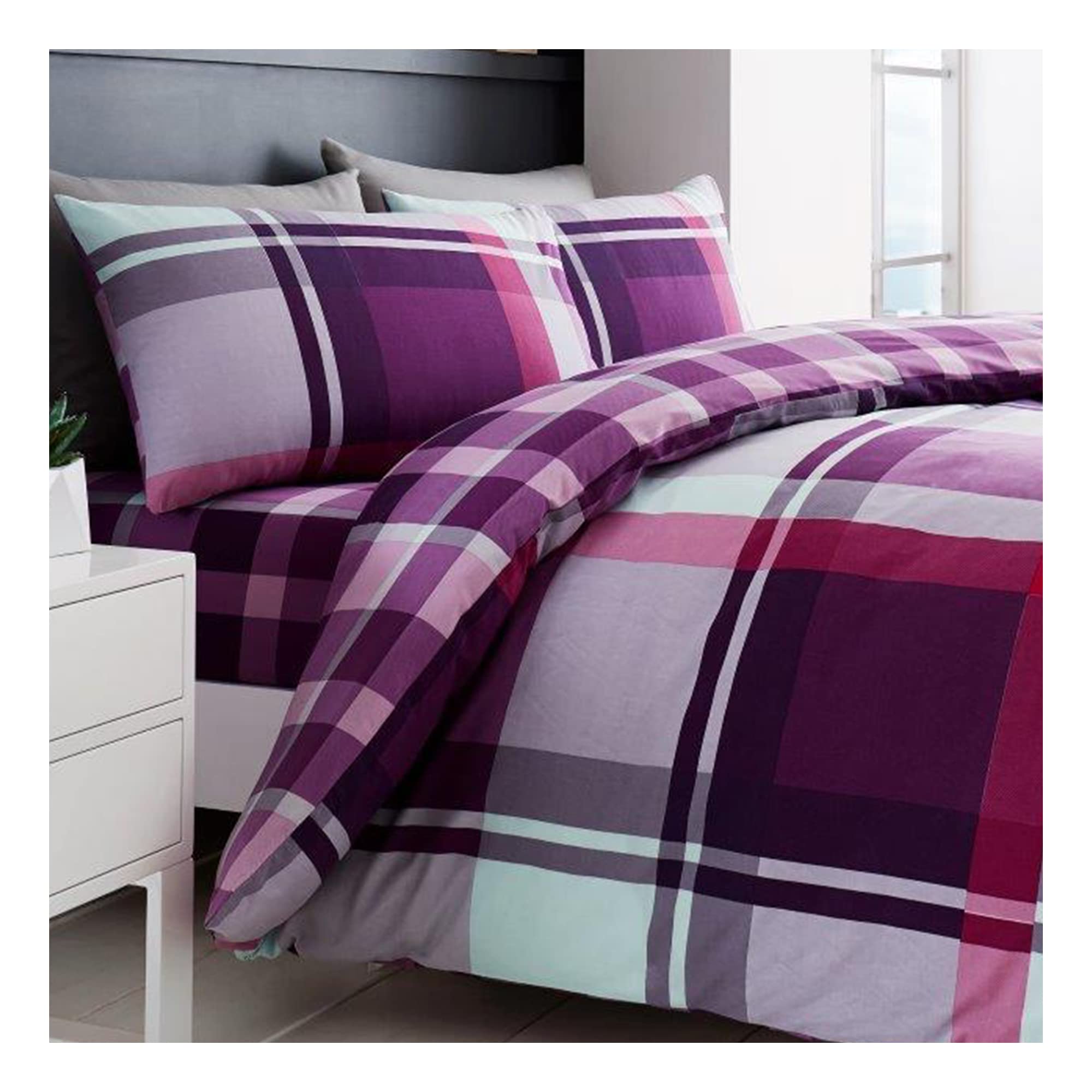 Lions Check Bedding Set - Bed Duvet Covers Double Size with Matching Pillowcase, Ultra Soft Reversible Poly Cotton Quilt Covers, Button Closure, 200x200cm, Waverly Purple