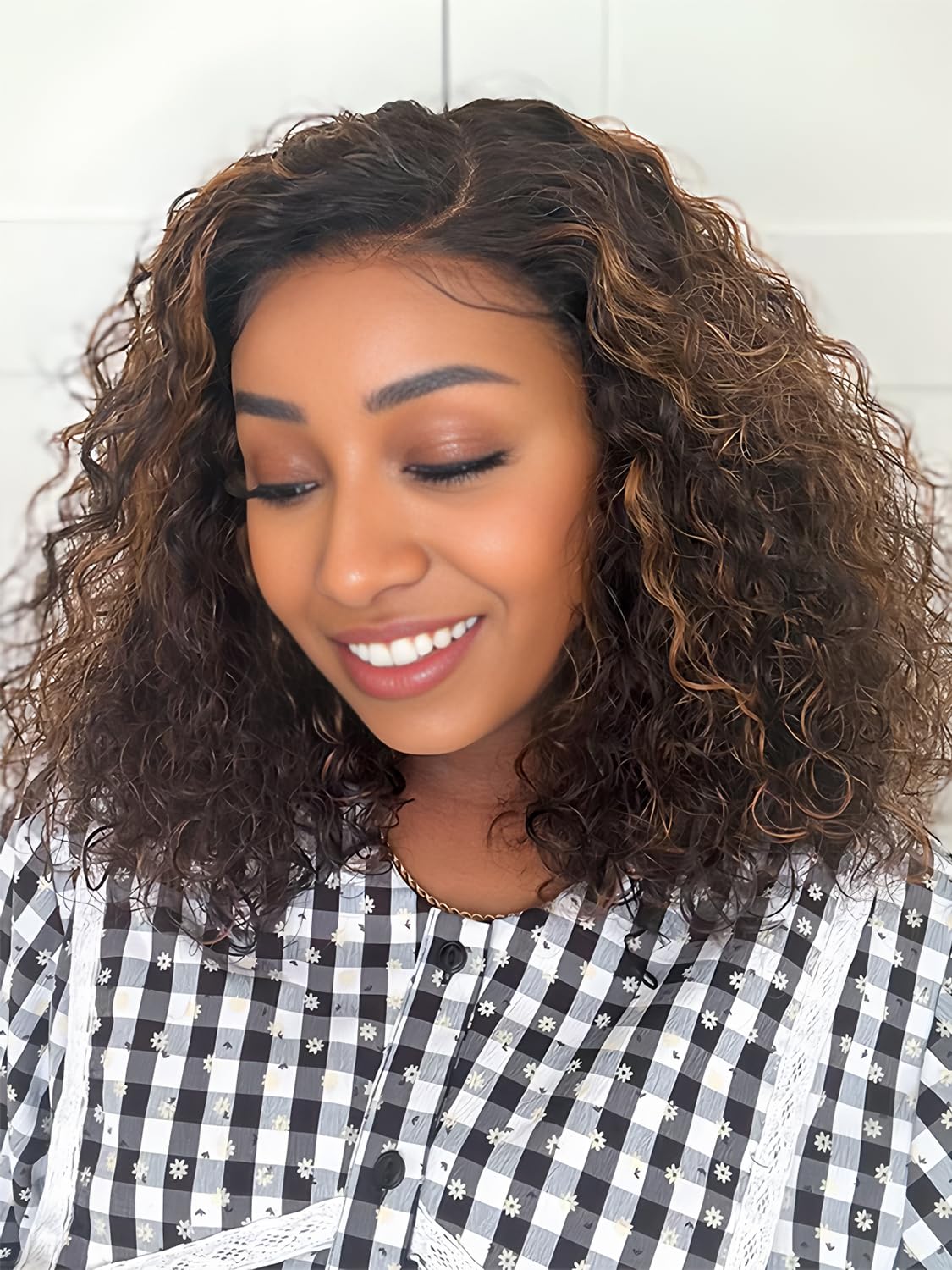 ISEE Hair Highlight Glueless Bob Wigs Human Hair Pre Plucked Pre Cut 2/30 Honey Blonde Curly Human Hair Wig for Black Women Ombre Water Wave 5x7 HD Lace Closure Wigs with Elastic Band 14 Inch