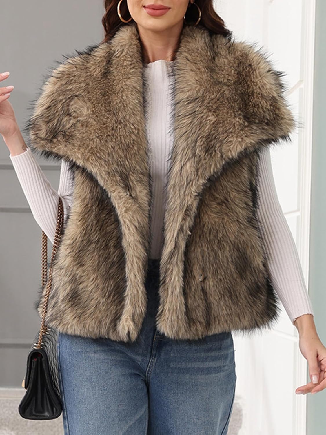 ALSOGO Women’s Furry Faux Fur Vest Lapel Collar Sleeveless Fuzzy Jacket Shaggy Coats Winter Fluffy Outerwear with Pockets