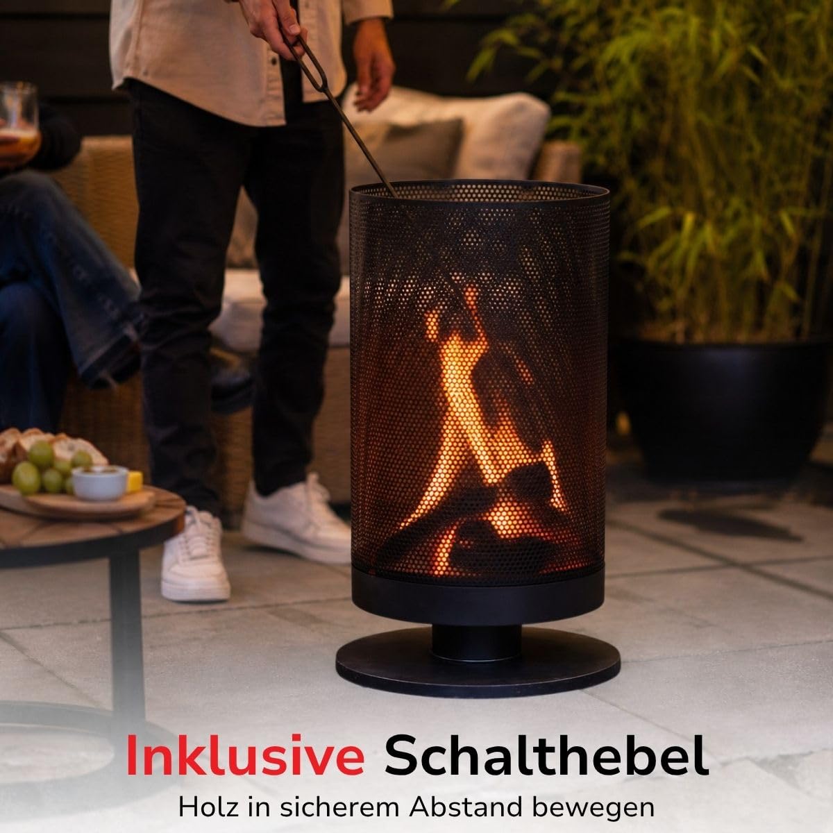 BBQ Collection Feuertonne mit Funkenschutz - Feuerkorb 44,5 x 72,5 cm - Terassenofen mit Schürhaken - Feuerstelle Outdoor für Garten und Terrasse - Terrassenfeuer - Karbonstahl