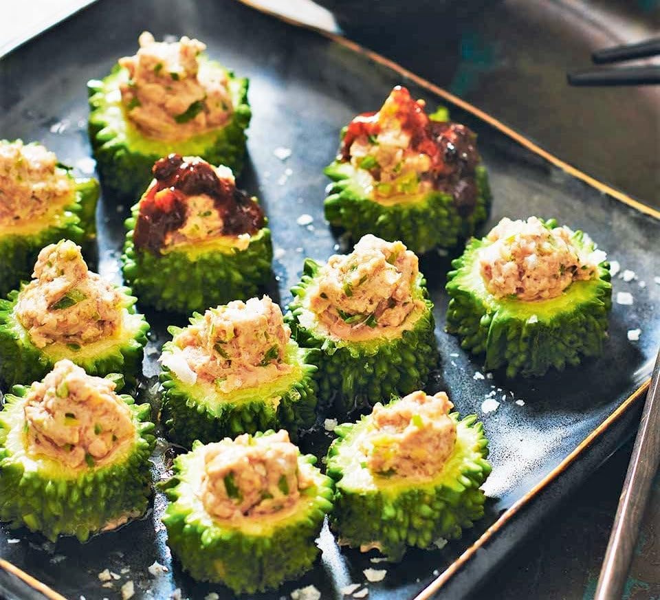 Miniatura 6 de Semillas de melón amargo Black Pearl - Paquete de 45 unidades - para semillas de verduras de jardín de calabaza amarga india Karela Balsam Pera