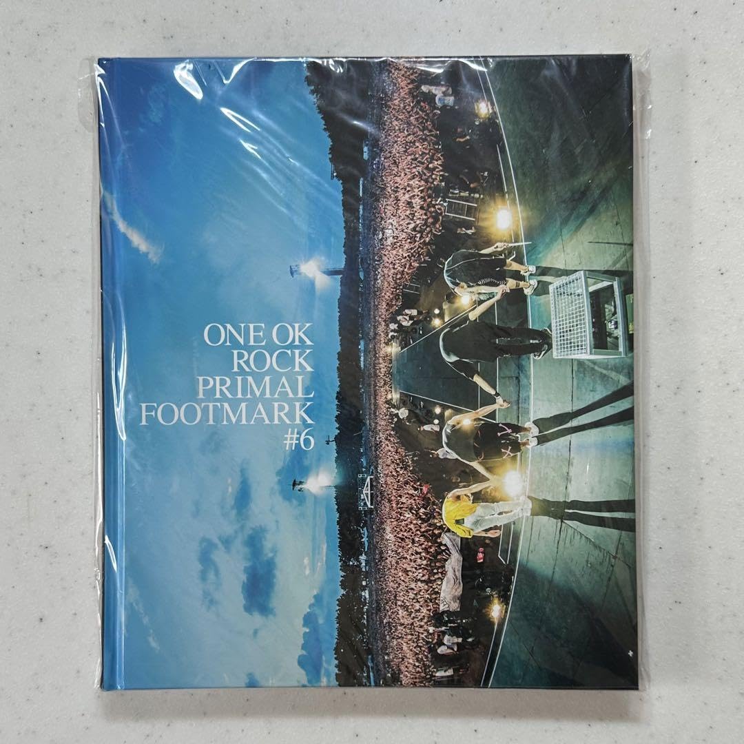 Amazon.co.jp: ONEOKROCK PRIMAL FOOTMARK #6 : スポーツ