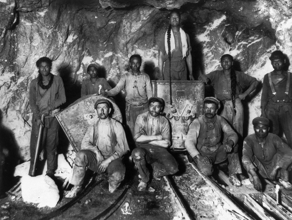 South Africa Gold Miners Nblack Chinese And White Laborers In A Gold Mine In South Africa Photograph C1890-1923 Poster Print by (18 x 24)