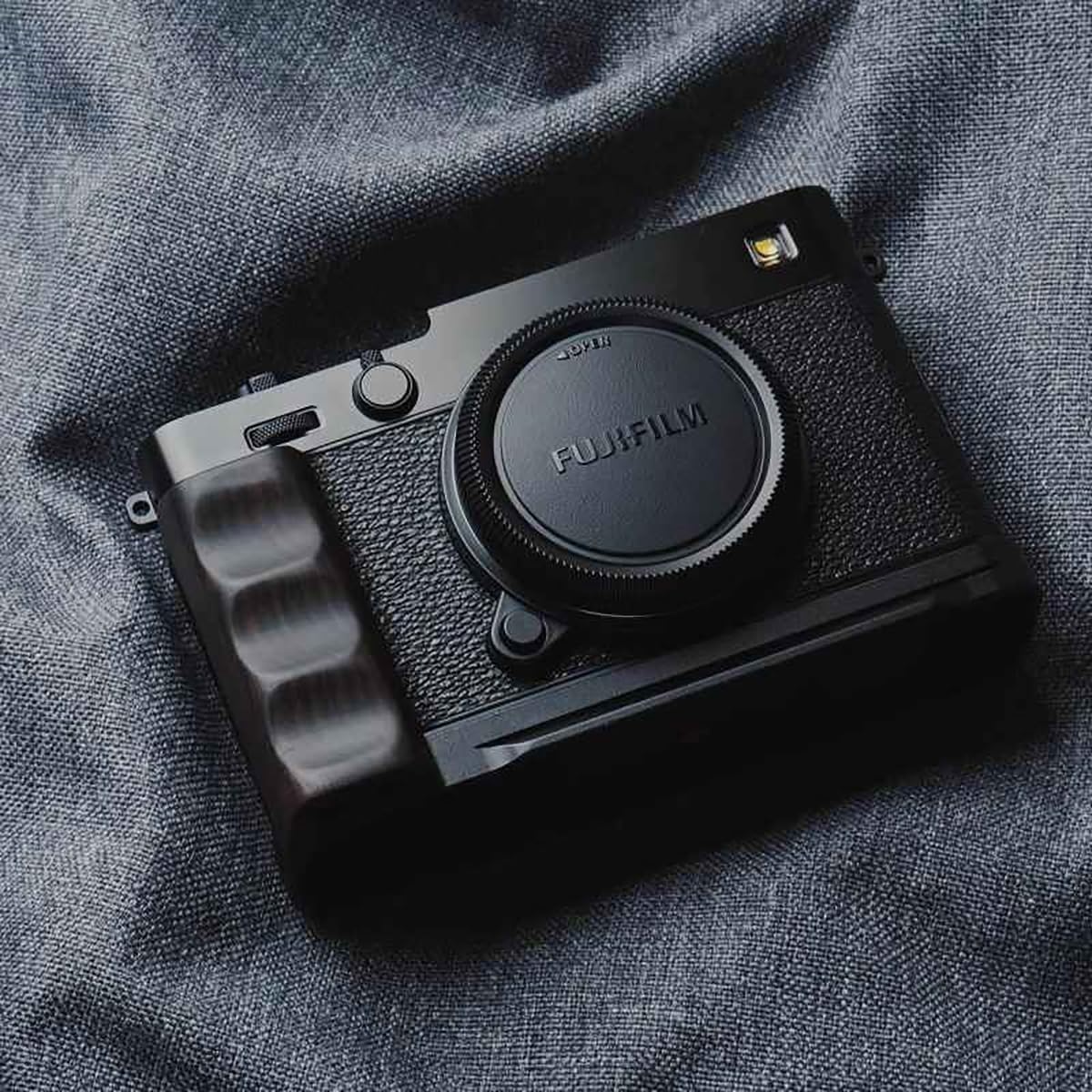 Amazon.com : Tilta Mounting Baseplate with Wooden Grip Compatible