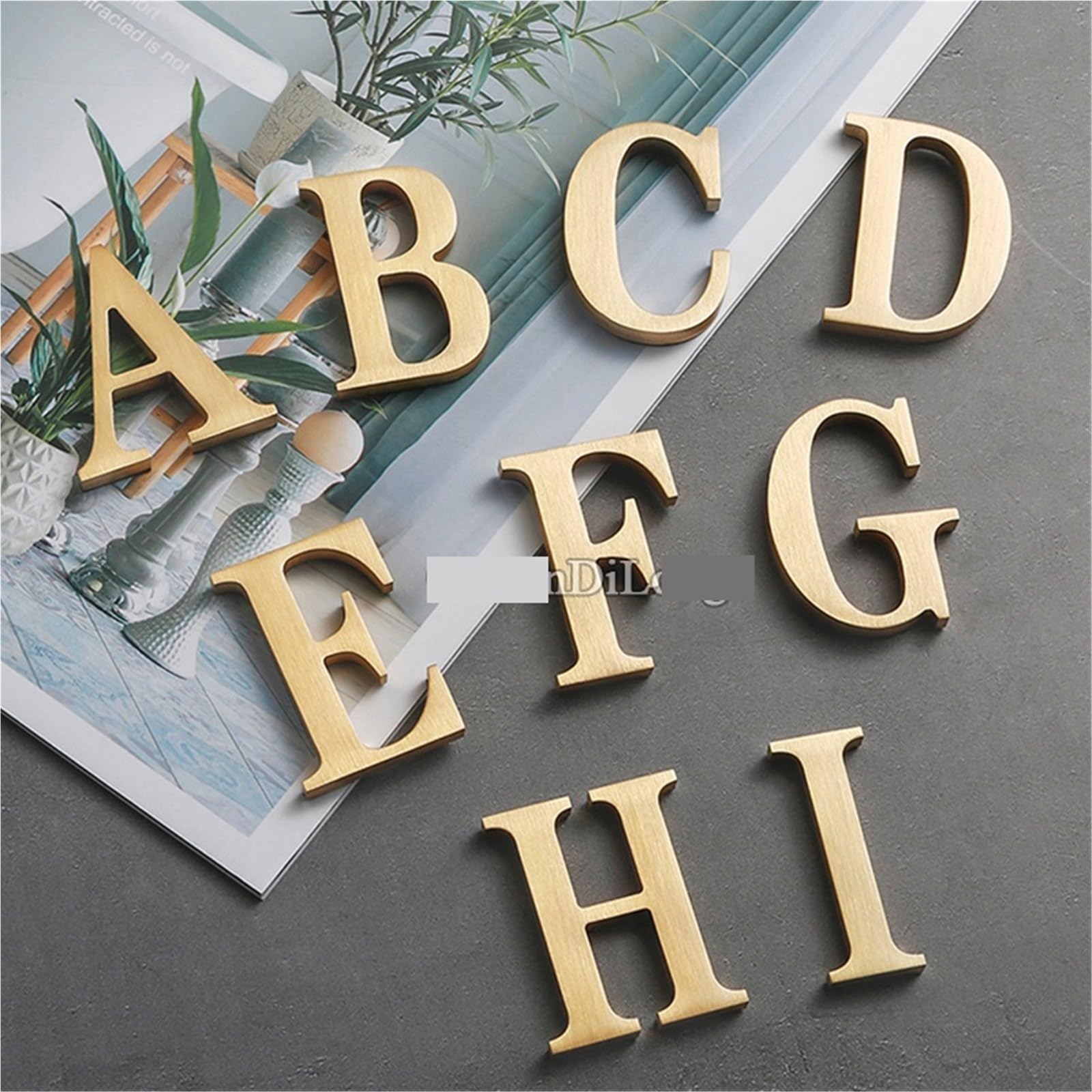 Numeros Adhesivos Placa autoadhesiva de latón puro for puerta, número casa, dirección, letra A ~ Z, signos, hogar, Hotel y apartamento, 1 unidad(Letter M,L)