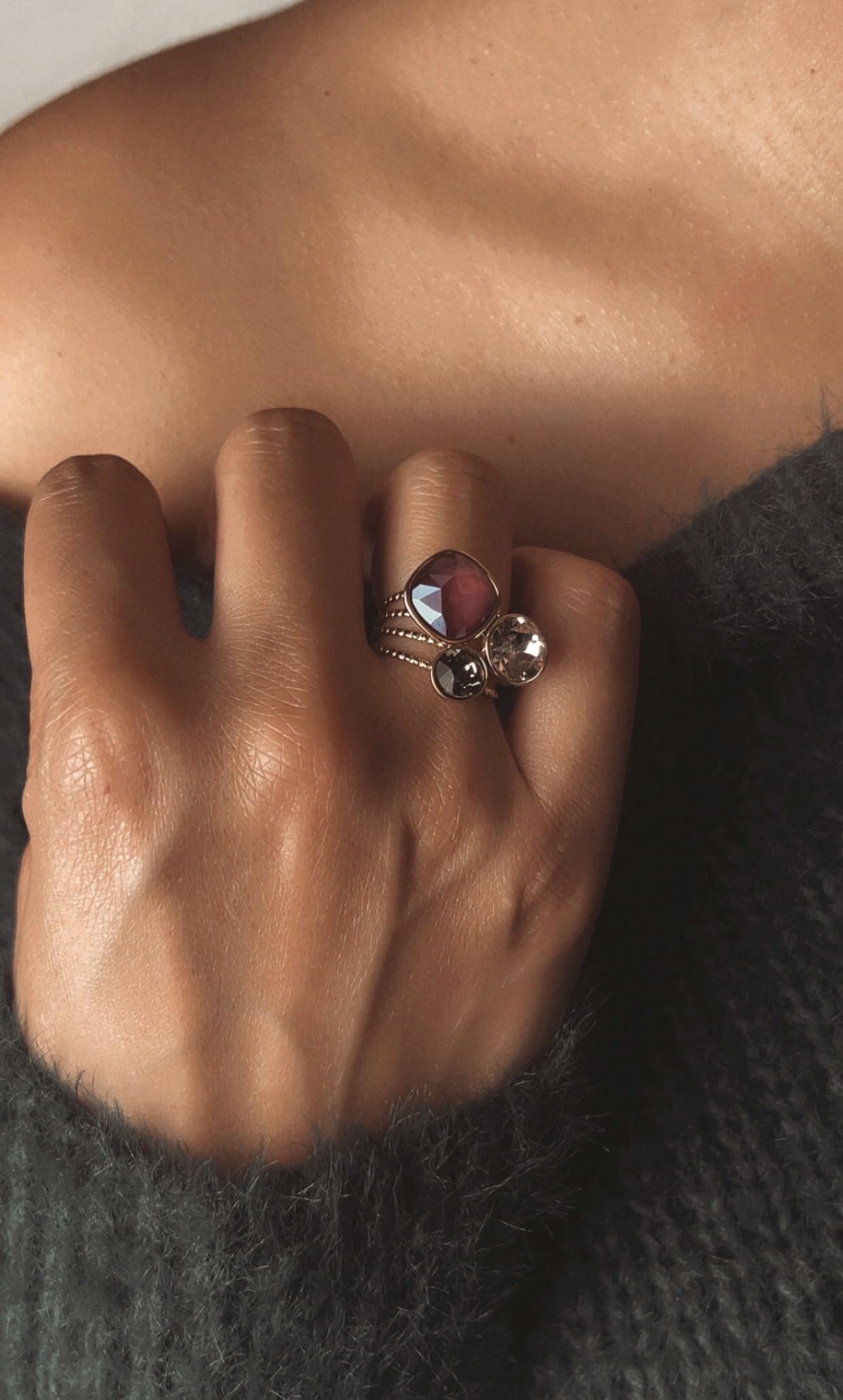 SAPHY Bague femme Cristaux Autrichiens - Acier inoxydable doré - Ajustable - Écrin cadeau - Idée Cadeau Femme