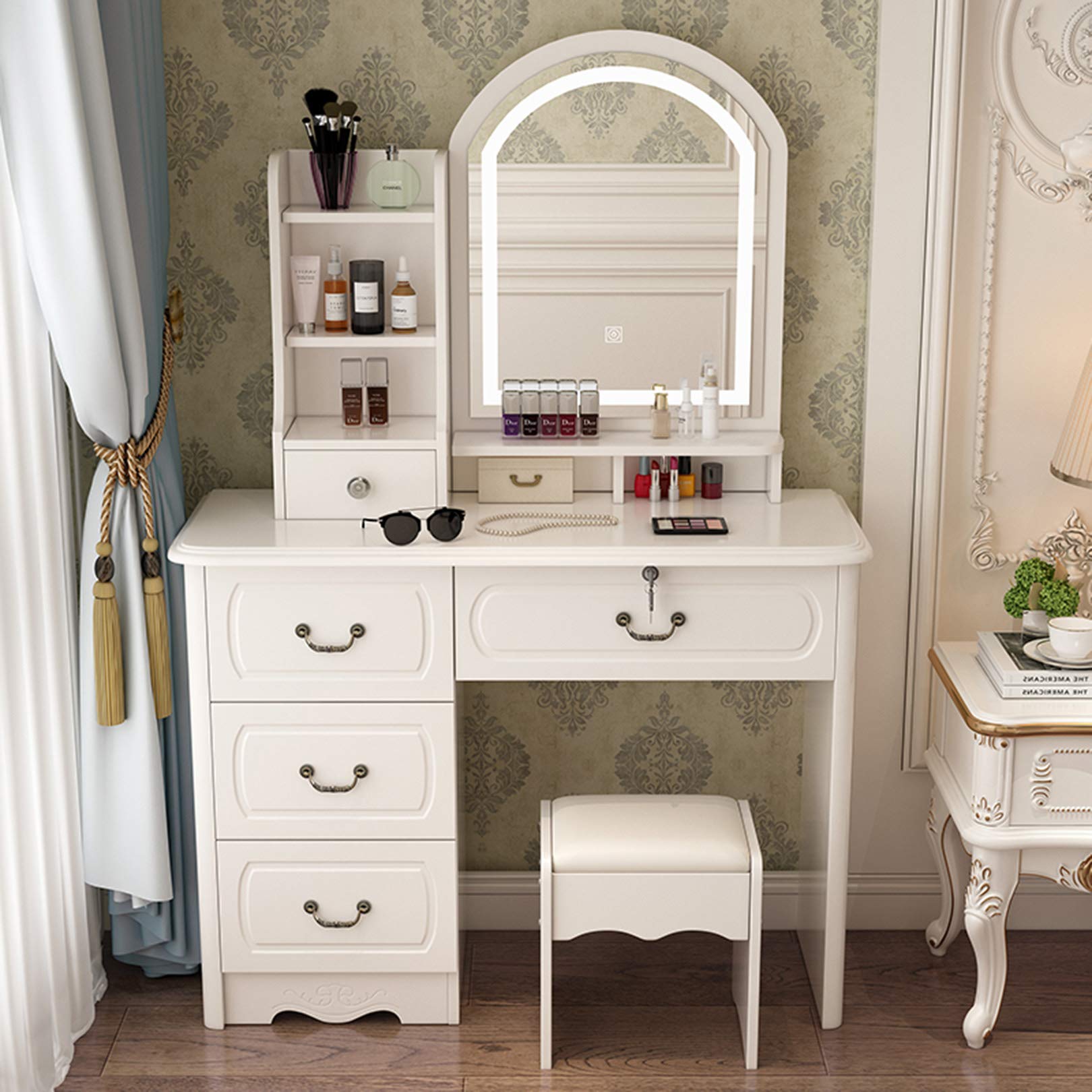 Amazon｜照明付きミラー付きバニティドレッサーセット、複数の大容量