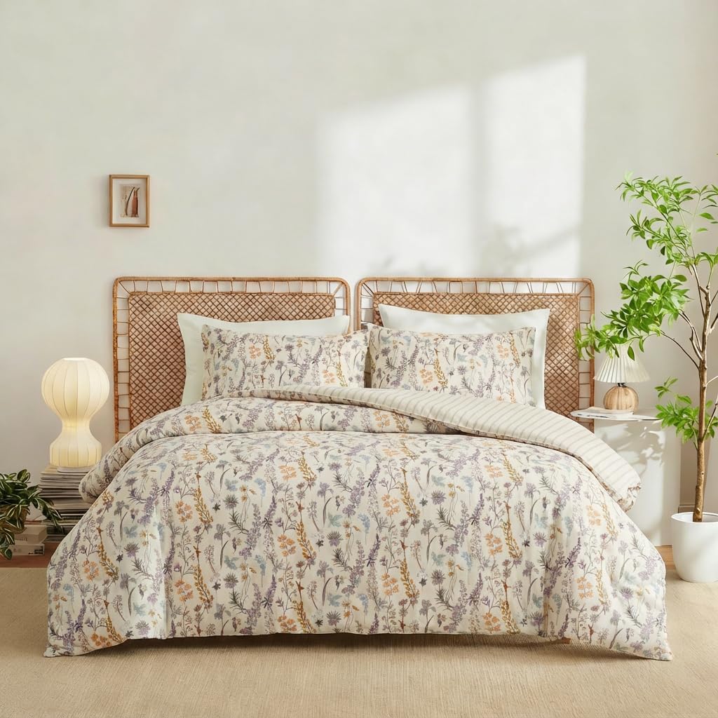 CCoutueChen Floral Comforter Set Queen 3 Pieces Aesthetic Reversible Striped Bedding Set Beige, 100% Microfiber, Farmhouse Botanical Flower Comforter with 2 Pillowcases, Soft Lightweight, All Season