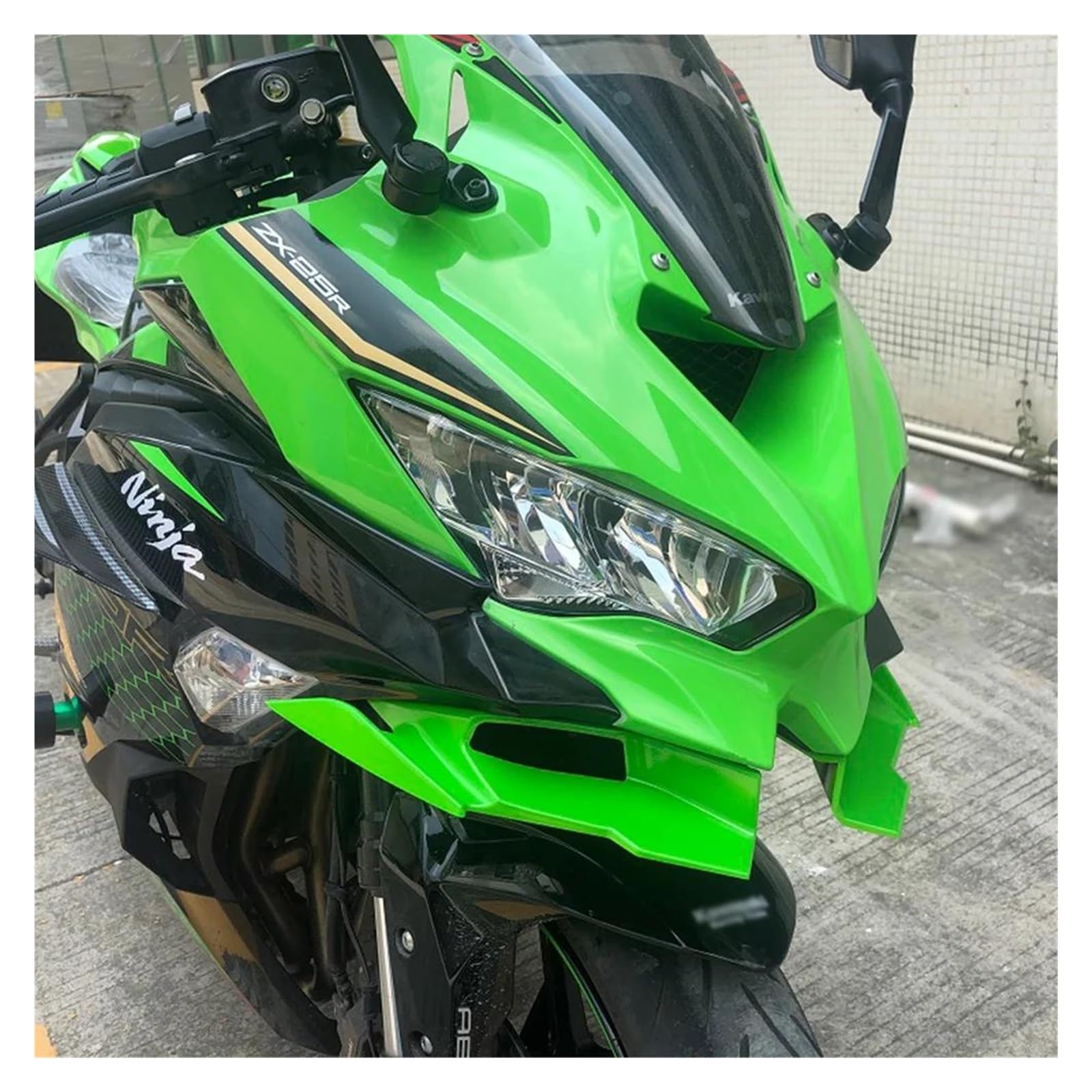 R様 2025 ZX-4R】CUSTOM PARTS BY TRICKSTAR - YouTube