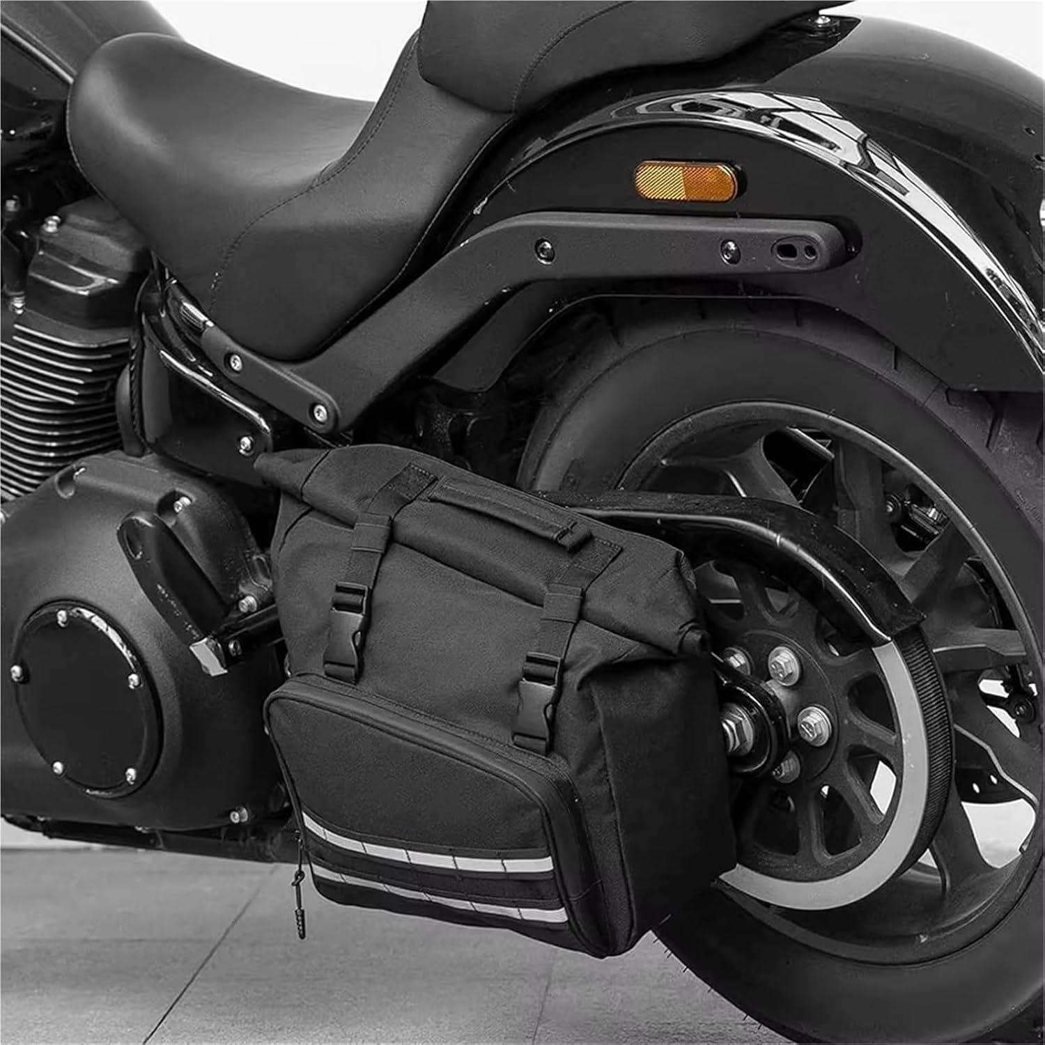 バイク シートバッグ ソフテイル用 ダイナ用 ローダウン用 ライダー用 S用 サイズ用 バイク用スイングアームバッグ 左側ツール 旅