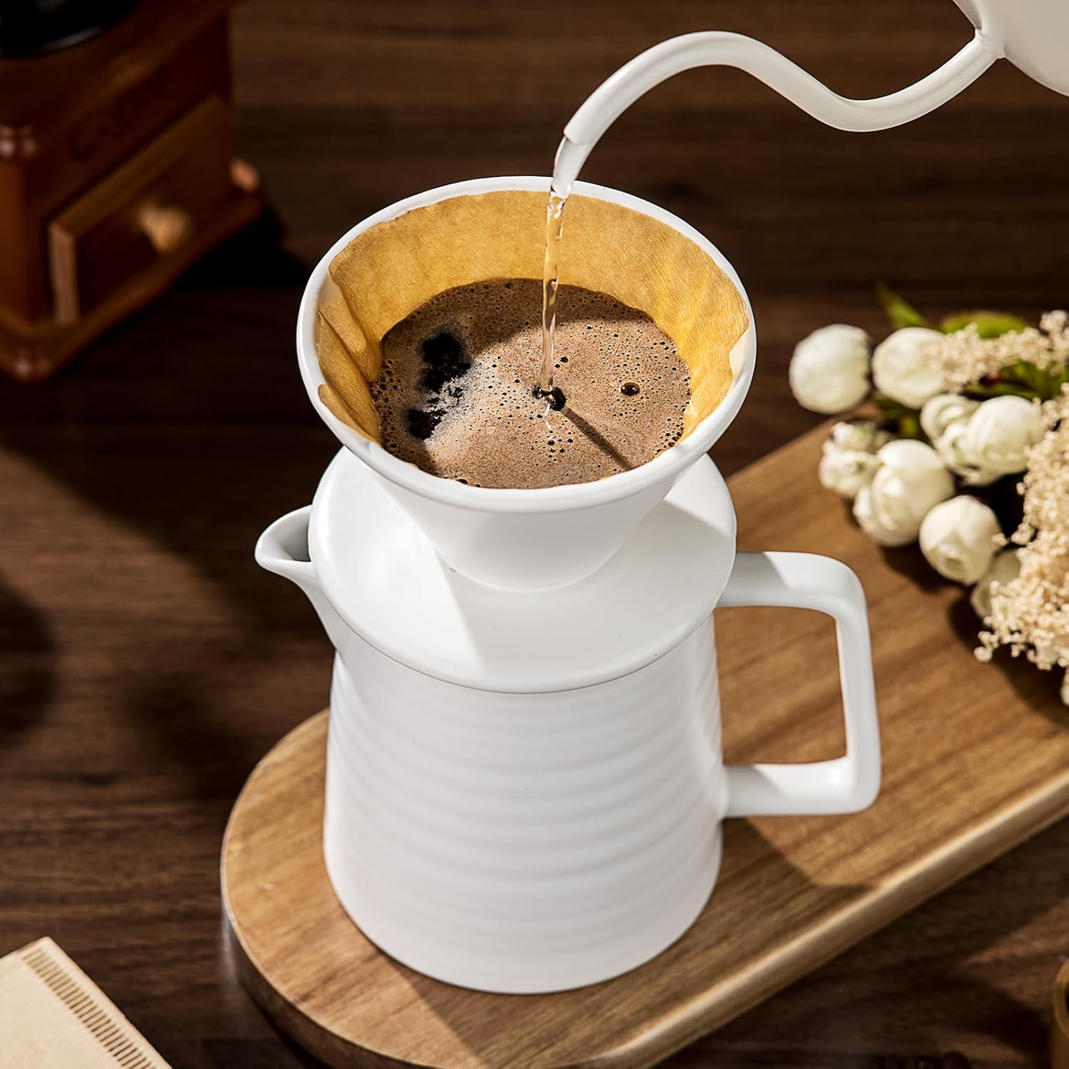 Pour Over Coffee Maker Set – Premium Ceramic Coffee Dripper with 500ml Capacity, Manual Style Coffee Maker White – Ideal for Home, Office, and Travel