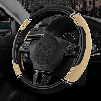 غطاء عجلة القيادة الجلدية من Road Comforts - مصنوع من جلد PVC - مضاد للانزلاق، مقاس عالمي 14 1/2 بوصة إلى 15 بوصة - بيج