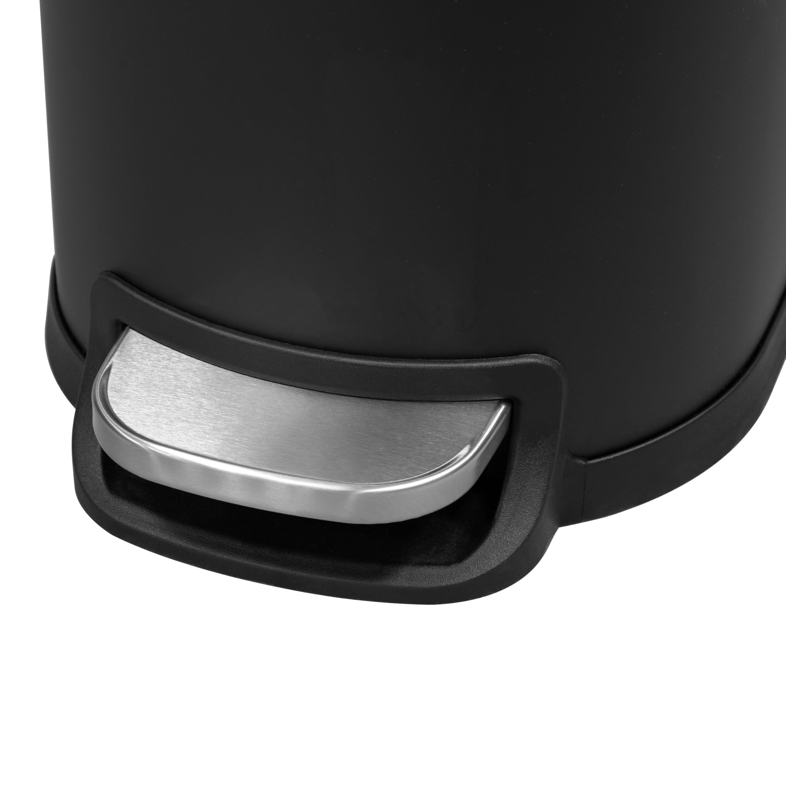 BLACK+DECKER BXBN61539E - Cubo de basura con pedal de 30 litros con tapa de cierre suave, cubo de cocina para reciclaje de residuos en interiores, 61 x 23 x 44 cm, color negro