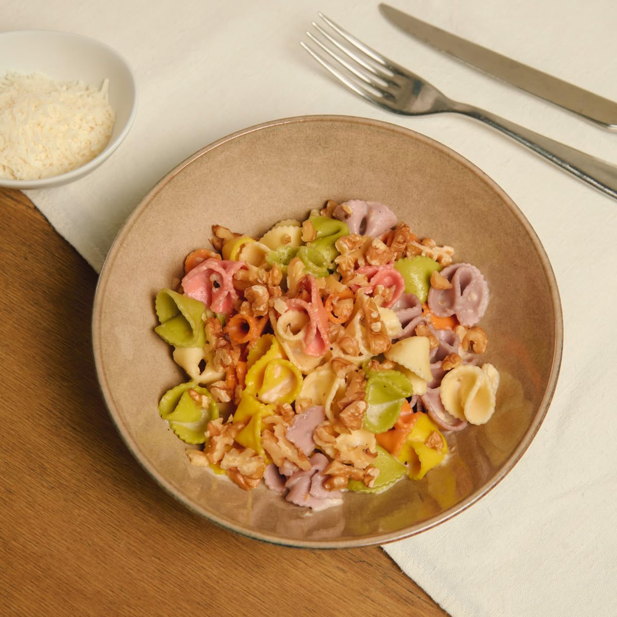 LIVERA - KIT ASSAGGIO Pasta Italiana Artigianale Mista, Aromatizzata e Colorata, Essiccazione Lenta, Confezione Degustazione 6 x 500g + 2 x 250g, Made in Italy