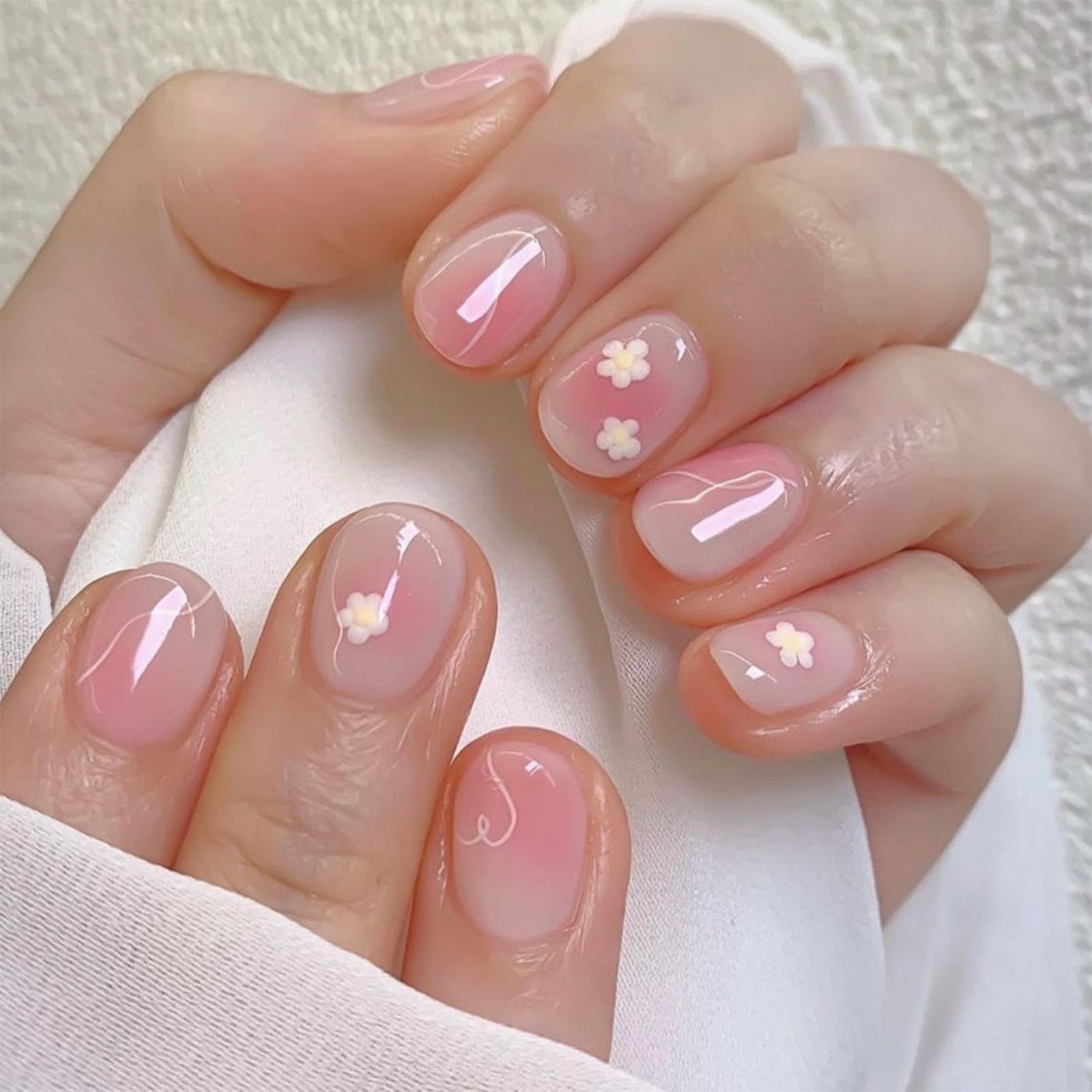 Gradient Pink Press on Nails Short Oval Fake Nails with Design Mini Flower Glue on Nails Nude Ombre Stick on Nails Glossy Reusable Spring False Nails