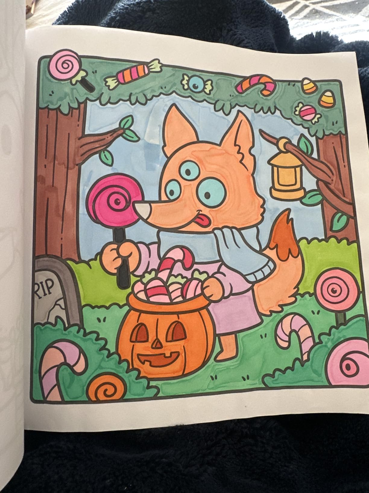 Spooky Cozy: Cute & Simple Coloring Book for Adults and Teens Featuring Adorable Characters, Creepy Creatures and Cozy Hygge Scenes for Relaxation - Preview 2