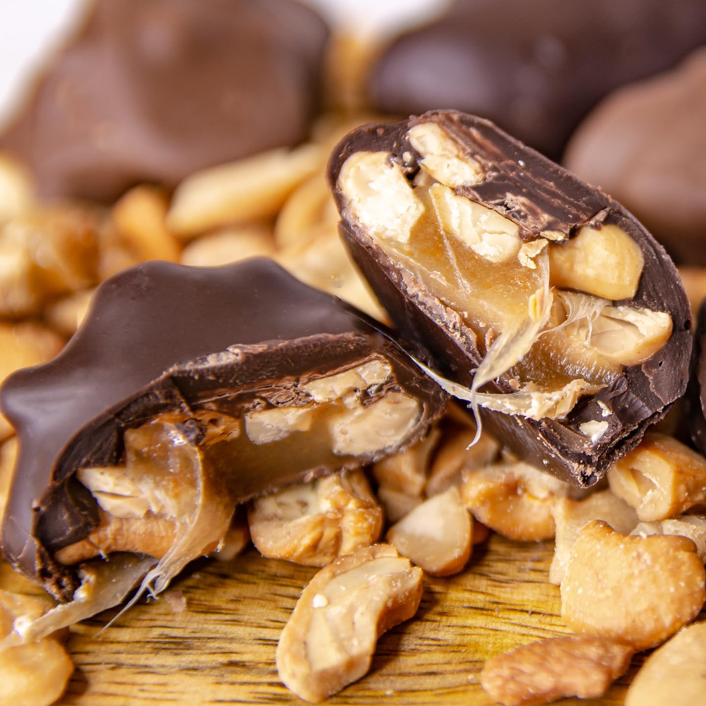 Wockenfuss Candies Cashew Caramel Patties - Milk - 2lb