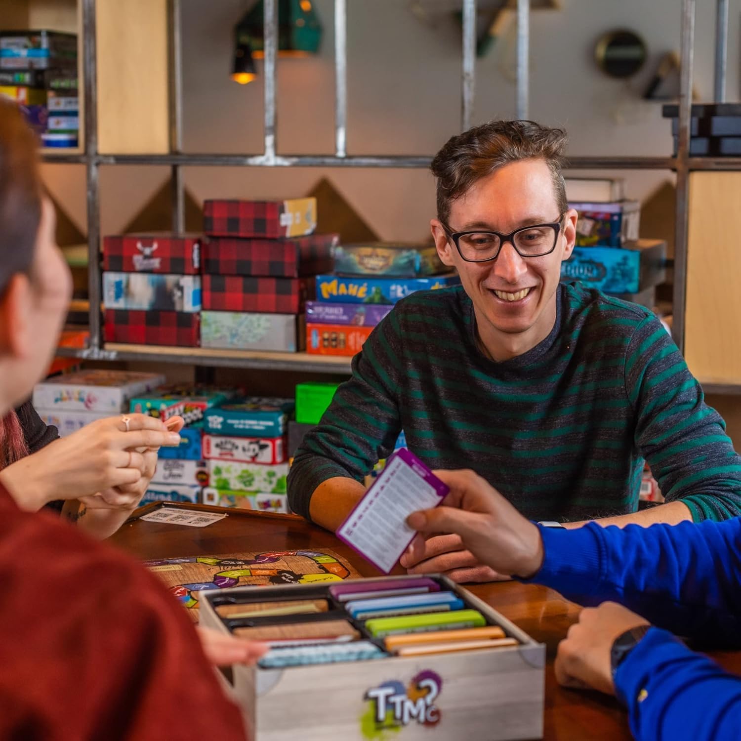 Tu Te Mets Combi? - Gesellschaftsspiel – Atmosphäre – Allgemeinkultur-Quiz für 2 bis 16 Spieler ab 14 Jahren