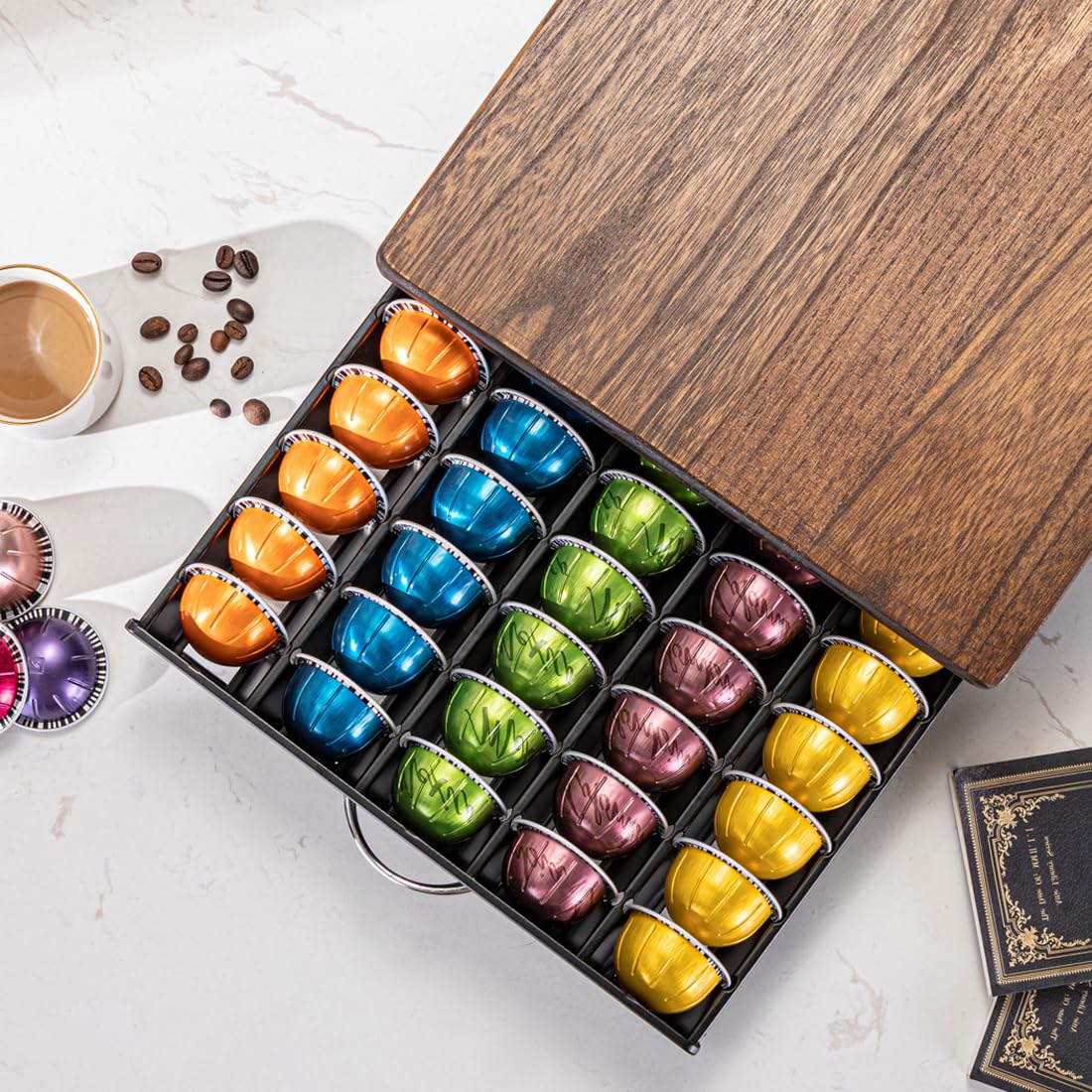 Flagship Uchwyt na kapsułki Nespresso, Vertuo, szuflada, uchwyt na kapsułkę Vertuo z eleganckim drewnianym blatem, pojemność 50 kapsułek