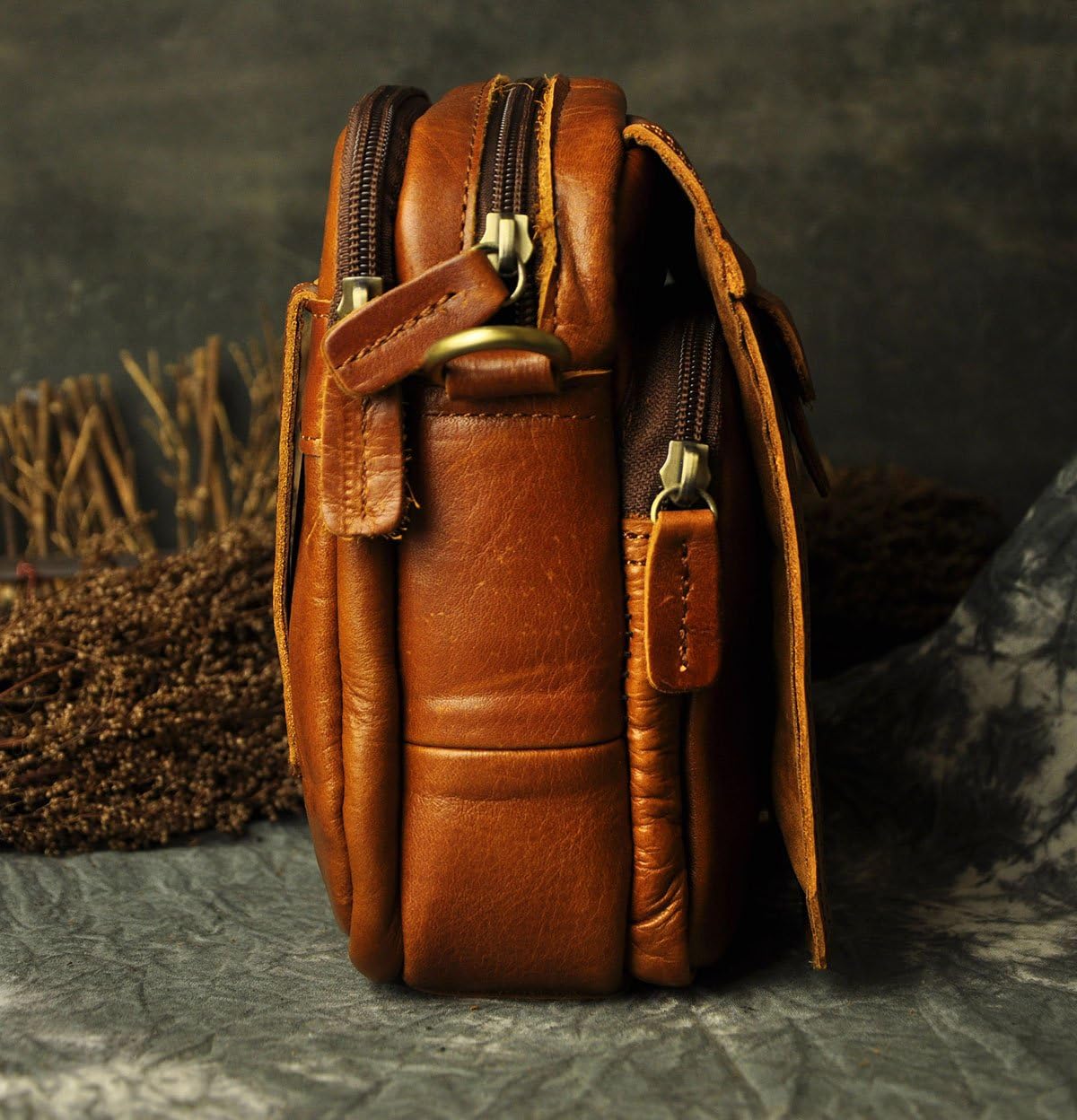 Le'aokuu Men Genuine Leather Waist Pack Hip Bum Small Messenger Tactical Bag B210 (Light Brown)