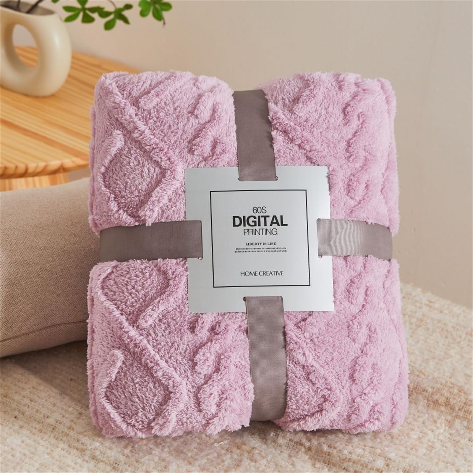DOTBUY-SHOP Flannel Blanket Soft Throw Blanket, Double-Sided Warm Blankets and Throws, Thickening Throw fit all Season, Versatile Flannel Blankets For Sofas, Bed, Travel (200x230cm,Purple)
