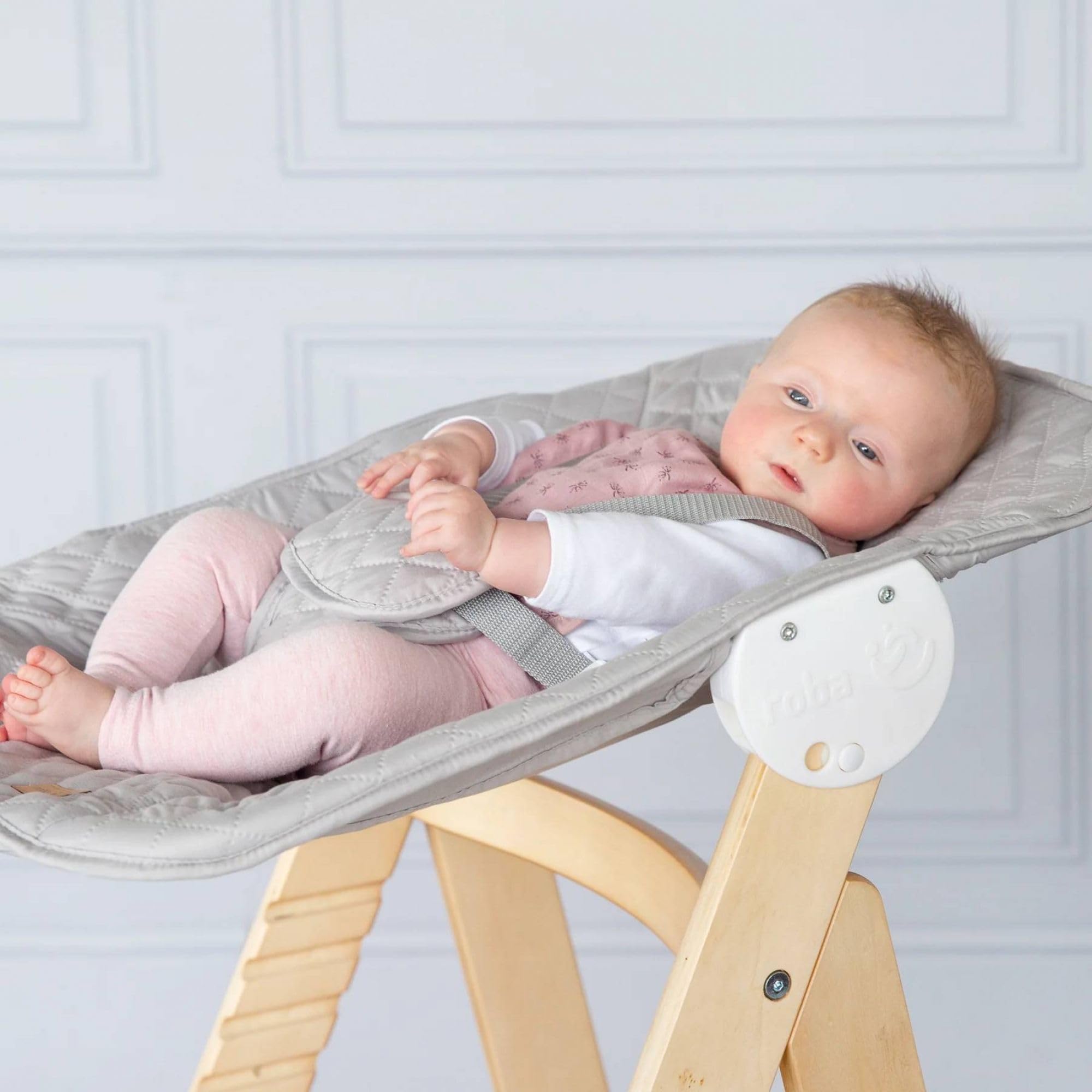 roba Chaise Haute Évolutive en Bois Born Up 2en1 + Transat Inclinable roba Style Gris Argenté - dès Naissance - Hauteur Réglable - Nettoyable Facilement - Naturel