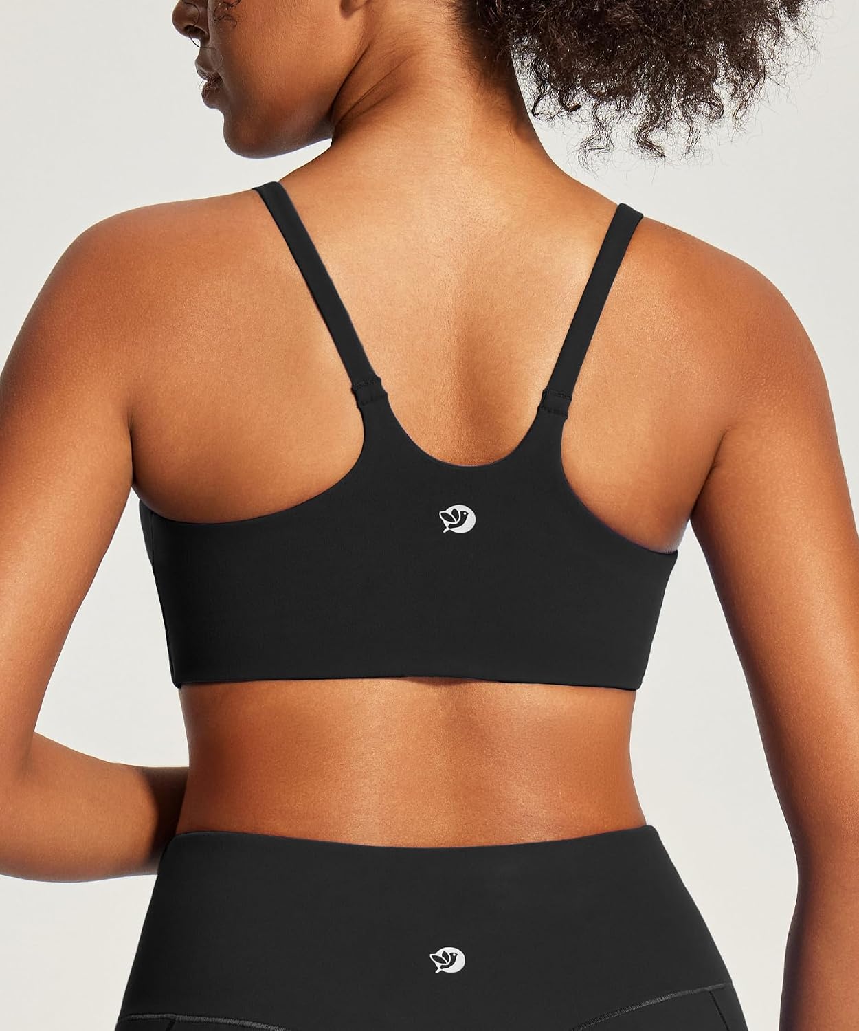 IUGA Sports Bras for Women Large Bust Sports Bras with Molded Cups Wireless Push Up High Impact Workout Yoga Gym Top