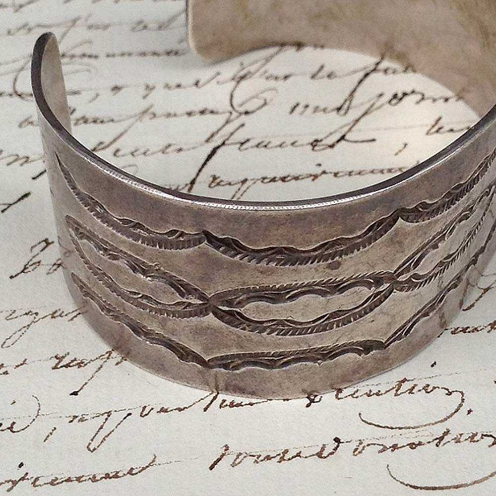 Amazon.co.jp: Stamped Ingot Silver Bracelet（スタンプ