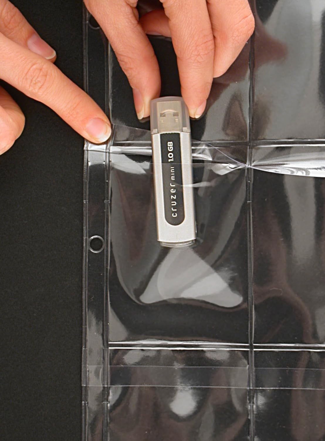 StoreSMART - Plastic Pages - Memory (SD) Cards and Flash Drives - Top Load with Flaps - for 3-Ring Binders - 10-Pack - RMSTWPF-MEMRY-10