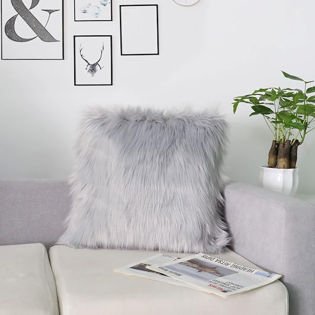 DQMEN Faux Fur Cushion Covers, Deluxe Home Decorative Super Soft Plush Mongolian Faux Fur Throw Pillow Cover Cushion Case (gray, 18 x 18Inch)
