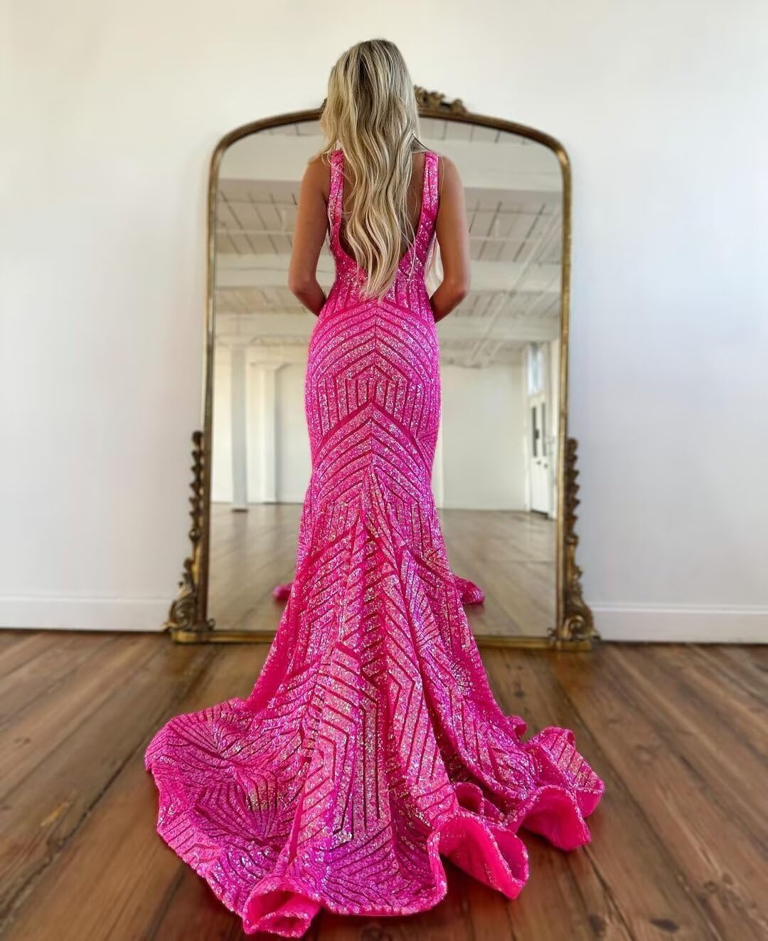 UZN Deep V Neck Sequin Prom Dresses Mermaid Long for Women Backless Formal Party Evening Gowns