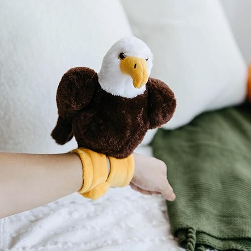 Miniatura 3 de The Petting Zoo Pulsera de peluche de águila calva, regalos para niños, animales de vida silvestre Slapstix, juguete de peluche de águila calva, 9