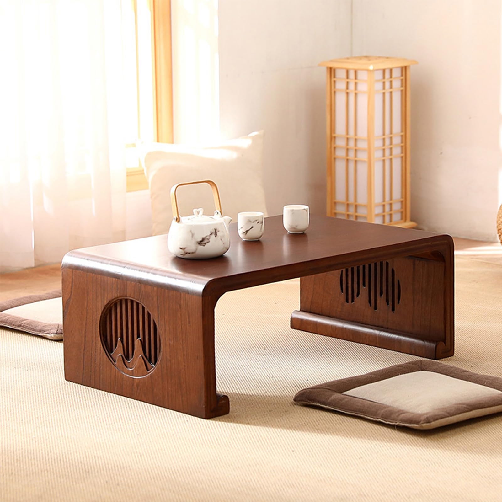 Table de thé tatami pour méditation zen au salon