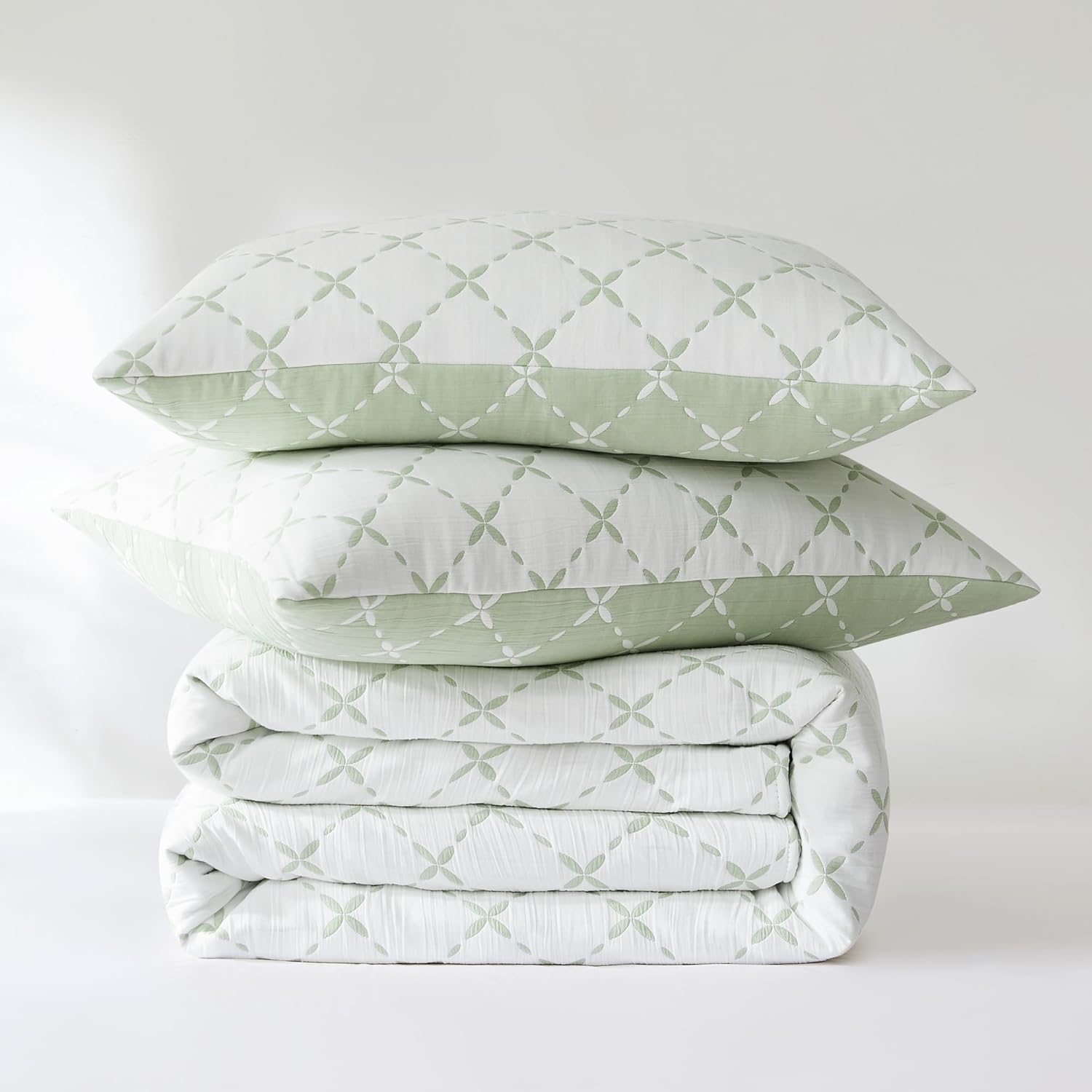 Lush Decor Diamond Leaf Jacquard Reversible Matelasse Coverlet 3 Piece Set Full/Queen Sage - Green Bedding Set - Leaf Quilt - Cottage Decor