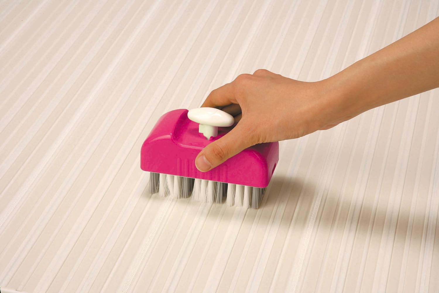 Aiwa Bath Cleaning Pink Whole Bath Pig Brush, 2 Tier Switchable Type, Groove, Flat, Made in Japan
