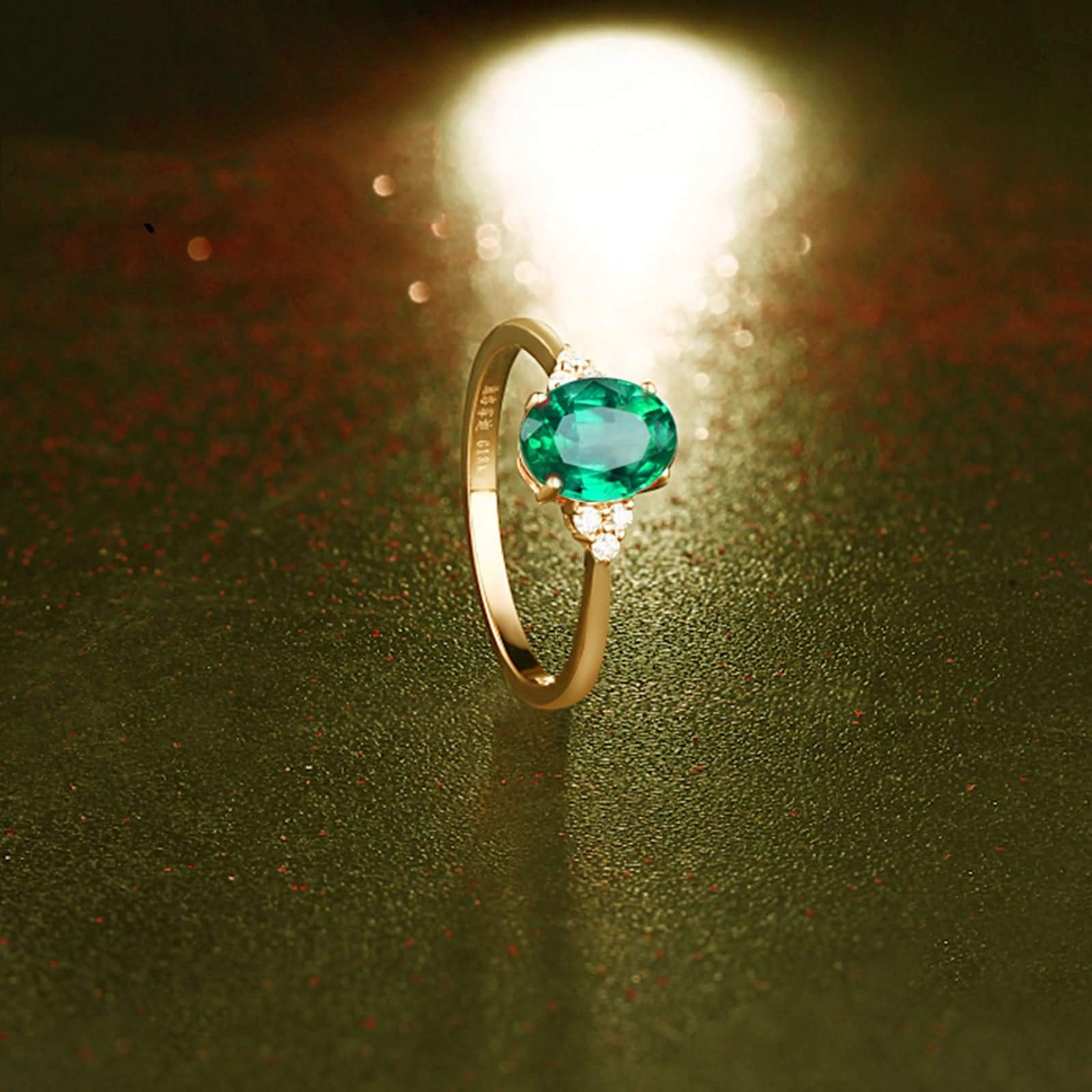 Anello Fedina Donna Oro 9 Kt / 14 Kt / 18 Kt, 4 Griffe Ovale con Smeraldo Sintetico e Moissanite, Anelli Fedi Nuziali di Verde Oro Donna