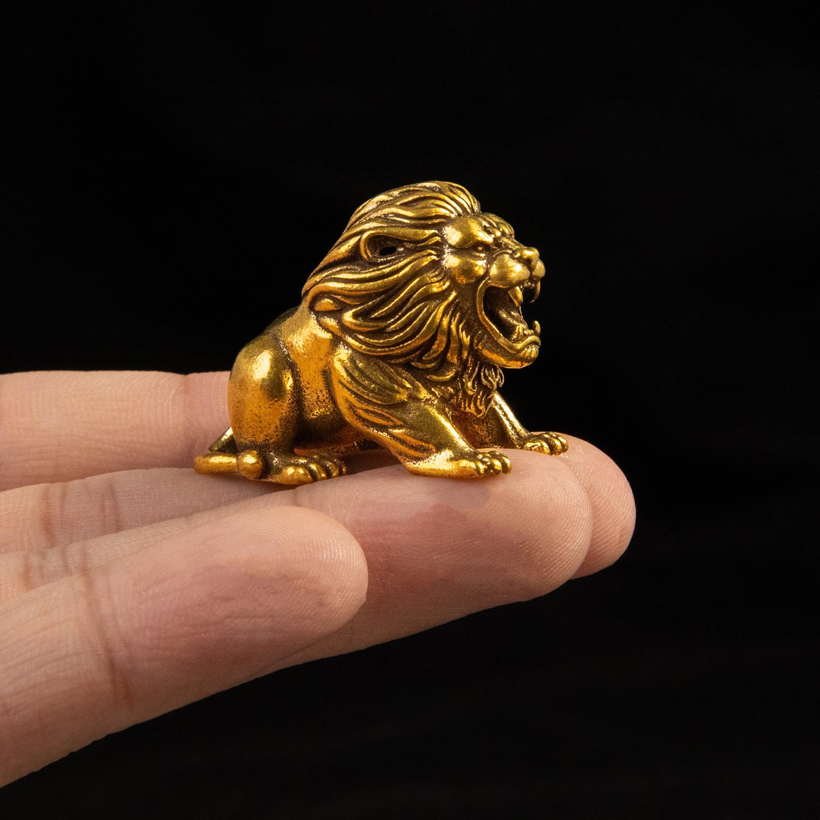 Betr Brsas 100% Solid Brass Mini Lion Figurine, Vintage Roaring Lion Statue, Collectible Animal Desk Decor for Office, Bookshelf, Home Shelf
