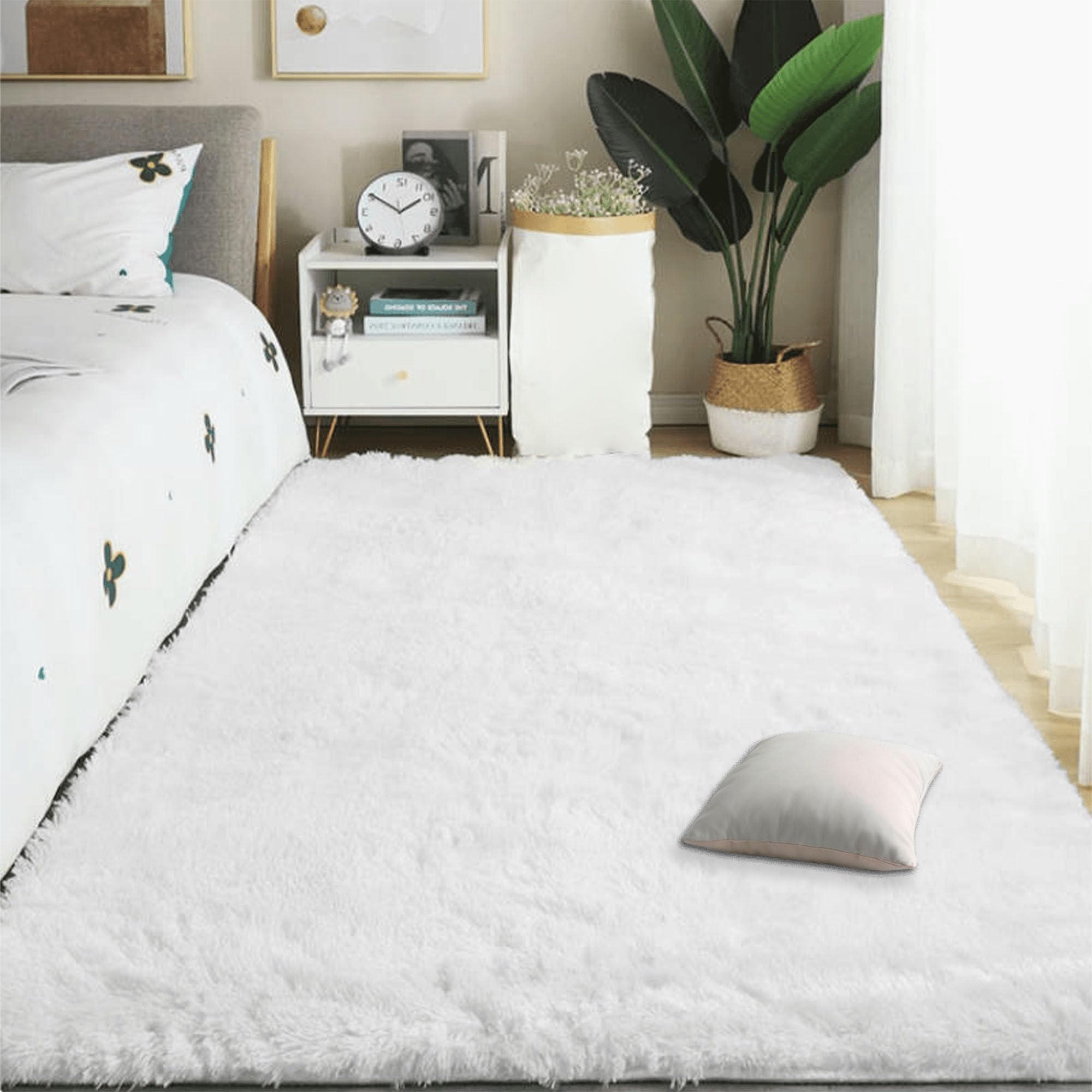 Grand Tapis de Salon 280 x 330 cm Antidérapant, Doux Au Toucher, en Fausse Fourrure Salon Longs Tapis Moderne pour Chambre Canapé Natte, Blanc