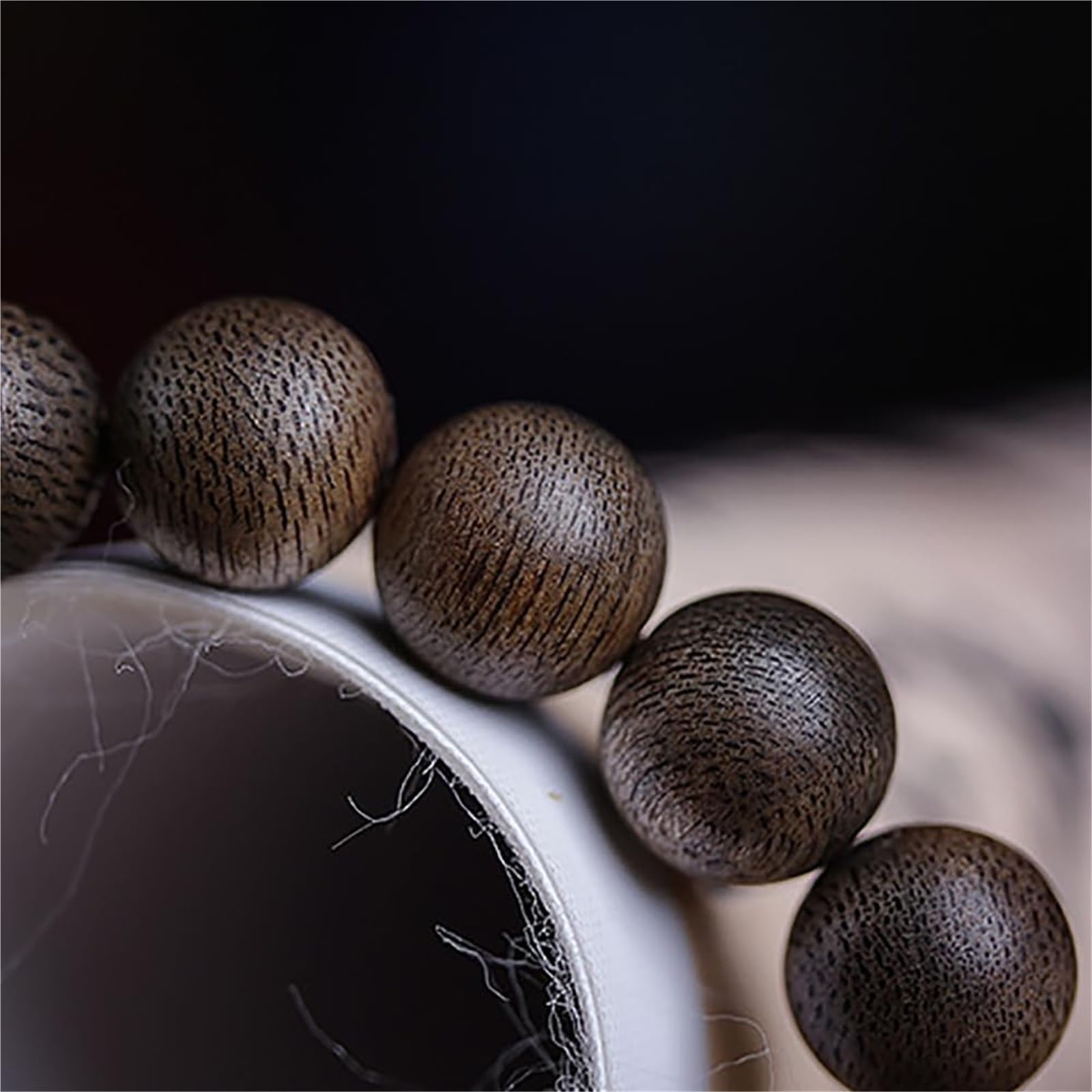 Pulsera unisex de 8 mm, 108 cuentas de madera de agar natural, para meditación y oración, cuentas de rosario budista hechas a mano para hombres y mujeres