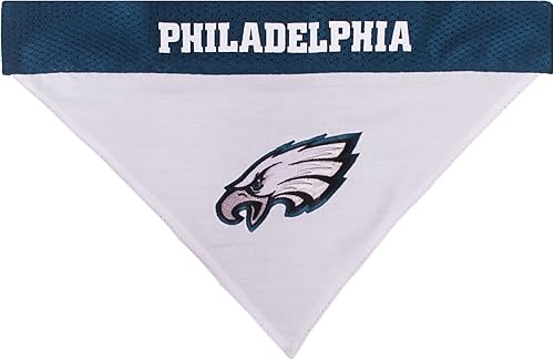 Vista 82 de Bandana reversible de la NFL para perros y gatos. Bufanda, bandana del equipo de malla y bordado superior. Cumpleaños de perros, juegos de fútbol