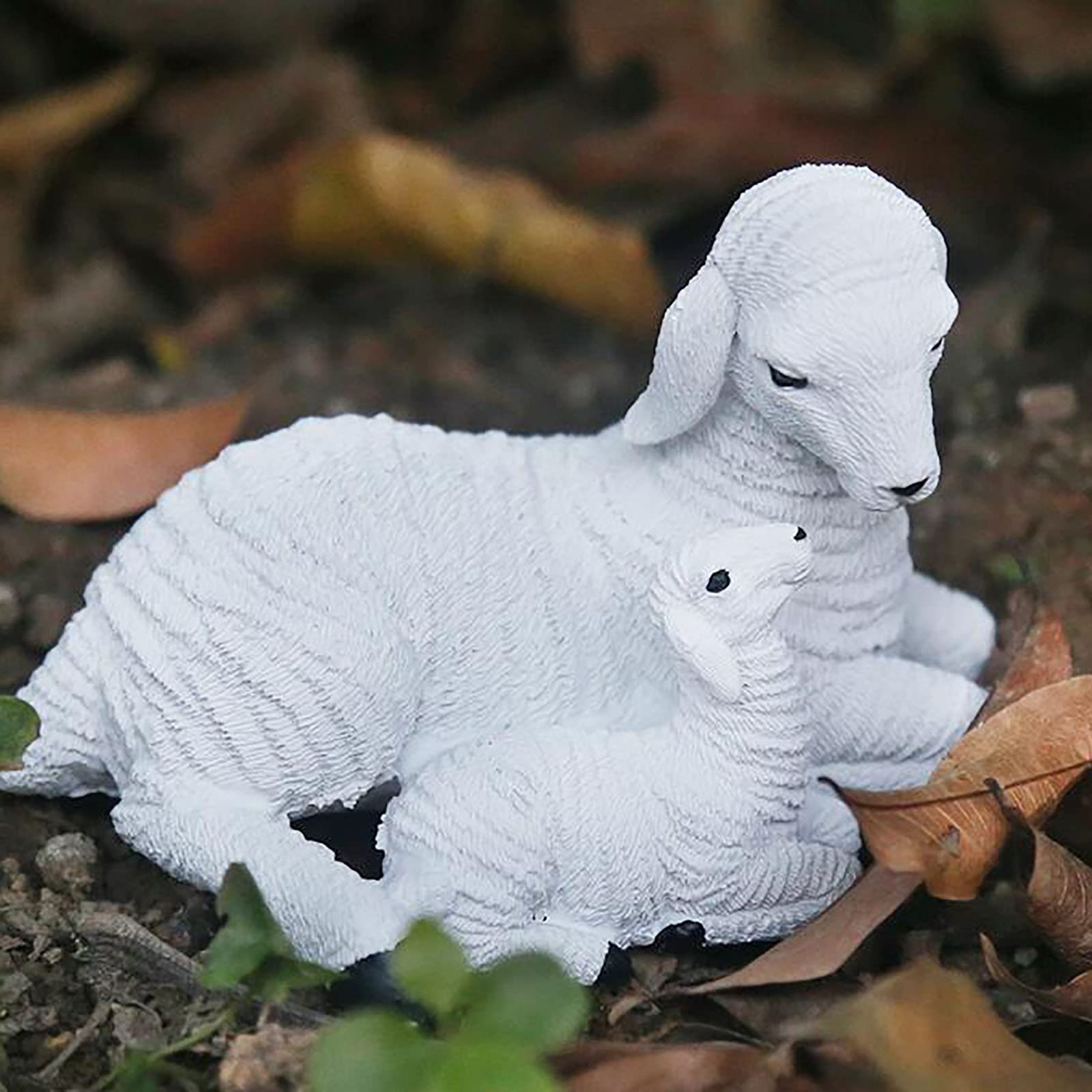 Mouton et agneau d'ornement pour sublimer la pelouse du jardin et le patio de la ferme
