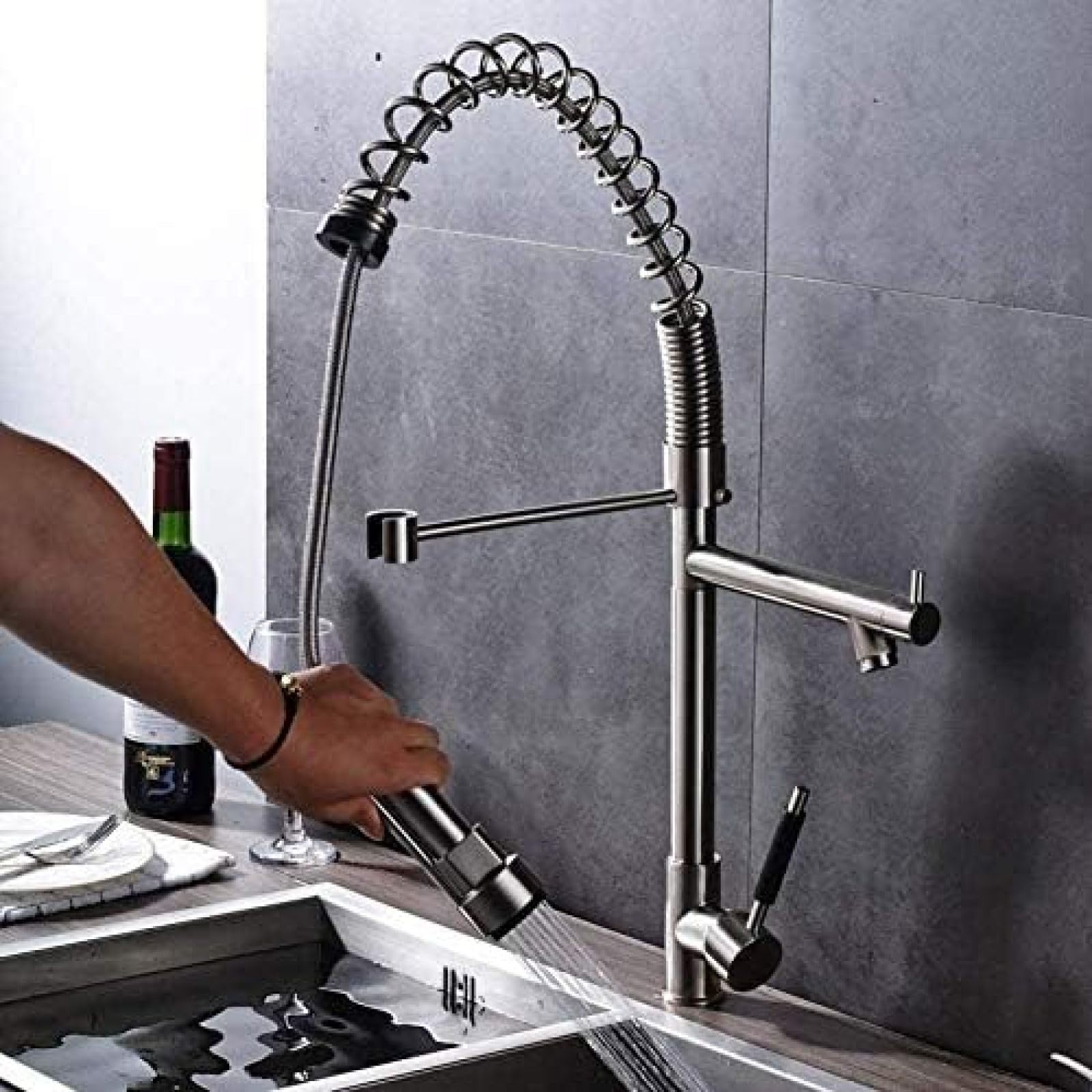 Robinet de cuisine haut de gamme pour une maison chaleureuse