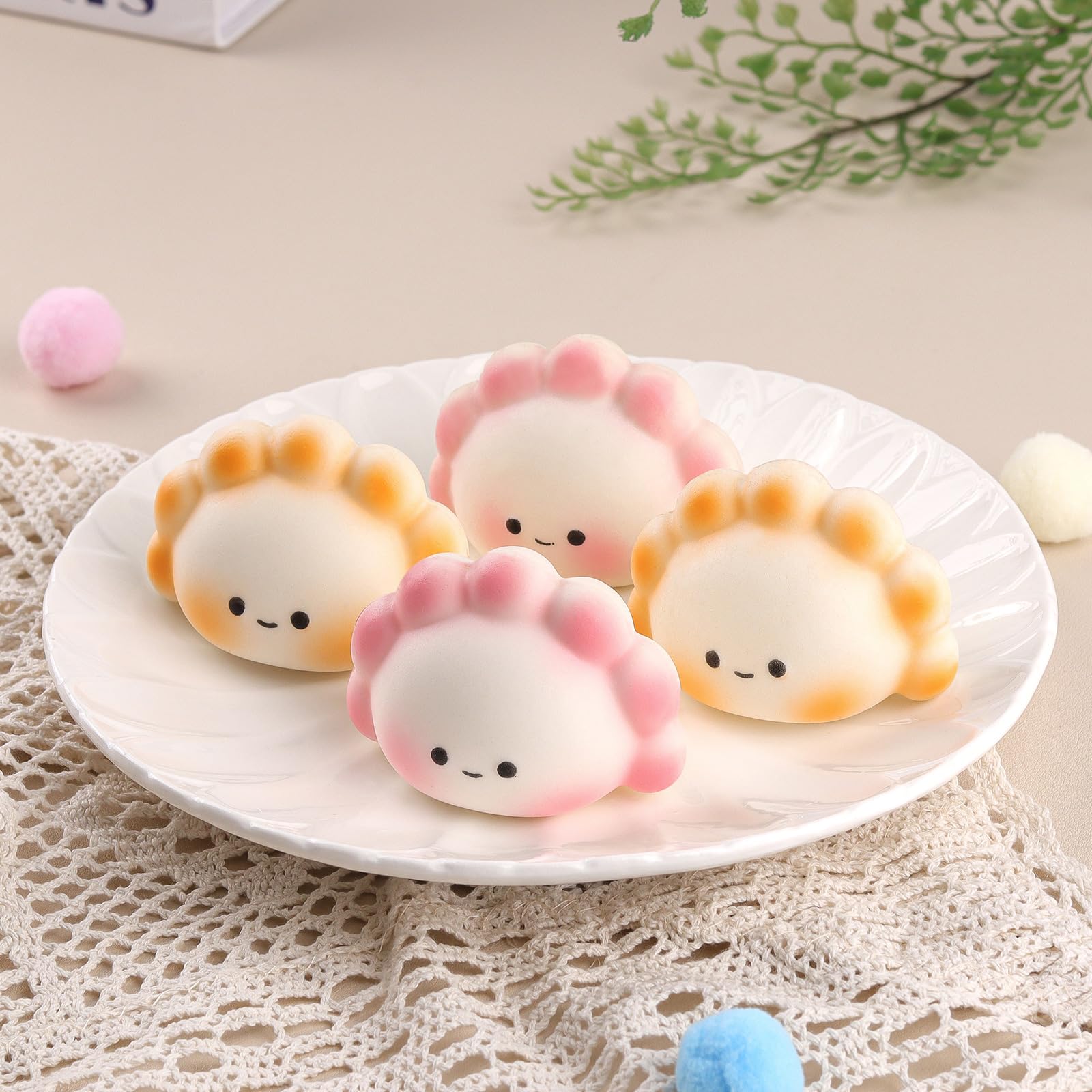 Anboor 4 SZT. Małe zabawki typu squishy z wypełnieniem - powolnie napełniające się zabawki sensoryczne do wciskania dla dzieci i dorosłych, urocze kawaii zabawki do odstresowania do klasy, na urodziny
