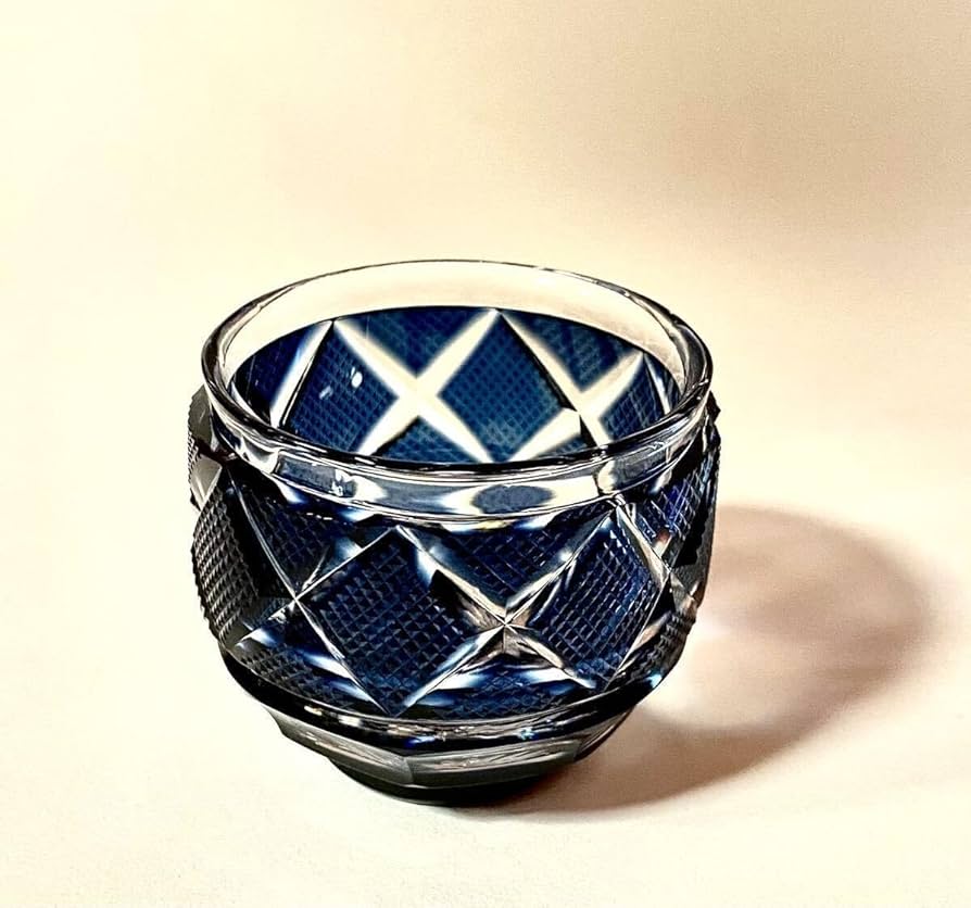 Amazon.co.jp: 『薩摩切子 藍色被せ 猪口 ※SHIMADZU彫印あり 「薩摩 Amazon.co.jp: 『薩摩切子 藍色被せ 猪口 ※SHIMADZU彫印あり 「薩摩
