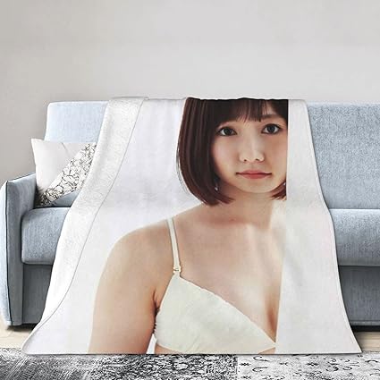 Amazon Co Jp 島崎遥香 6 エアコン毛布 おしゃれ 毛布 フランネル 超 ふわふわ 掛け布団 ブランケット 四季通用 多功能 静電防止 軽量 抗菌 防寒 洗濯 冬 プレゼントもうふ ホーム キッチン