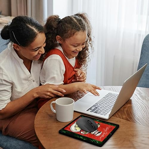 Vista 2 de 3dRose LLC 8 x 8 x 0.25 inches mouse pad chamarra de niña en verde con muñeco de nieve y luces verdes en el árbol fondo (mp _ 172766 _ 1)