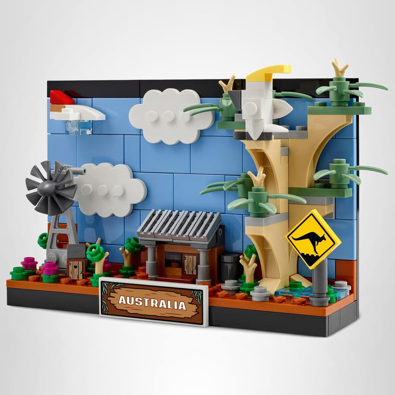 Amazon.com: LEGO Creator Australia Postcard Set 40651 : Toys & Games